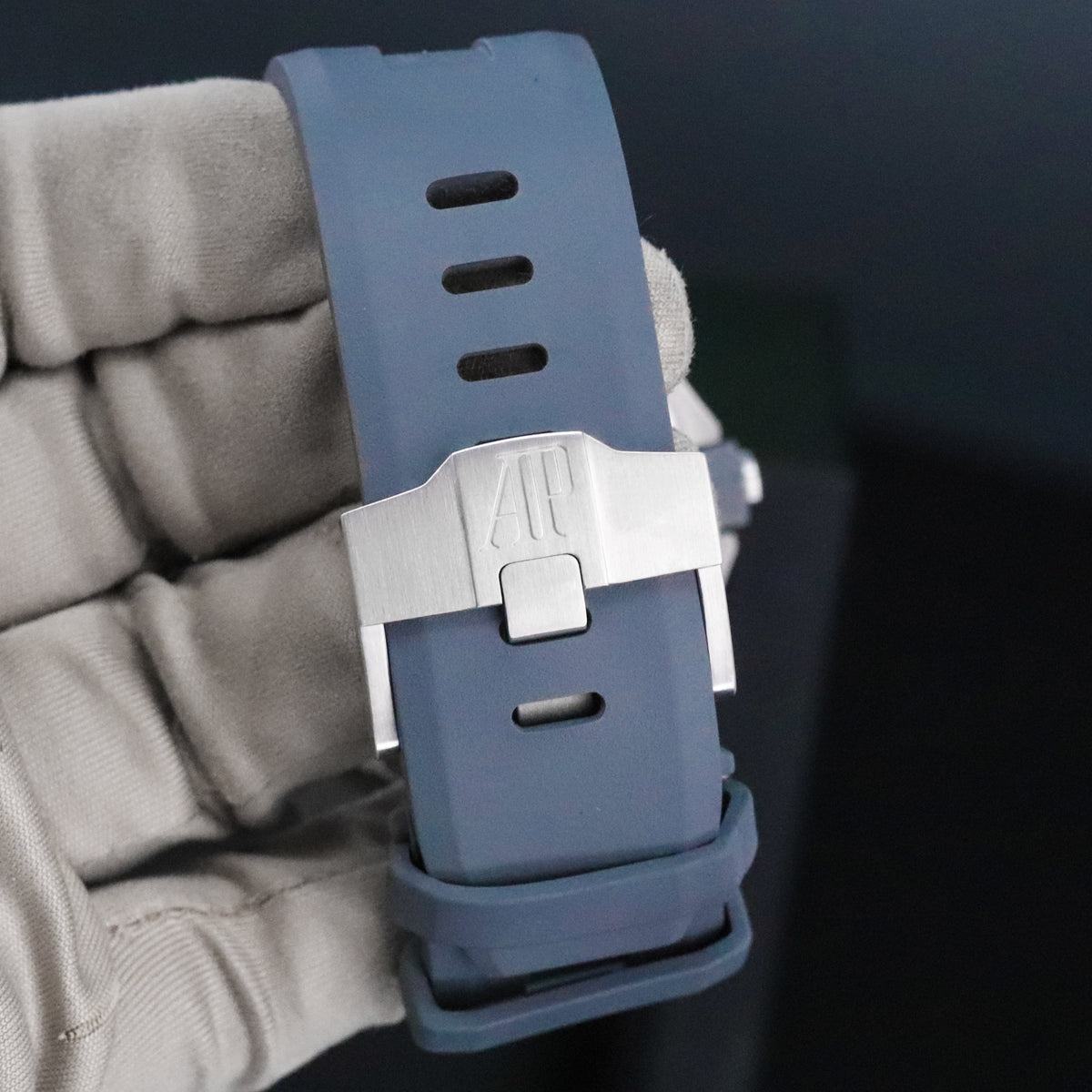 Audemars Piguet Royal Oak Offshore Diver [2022 COMPLETE] 42mm Steel Case Blue Tapisserie Dial Silver Steel Bezel Blue Strap 15720ST