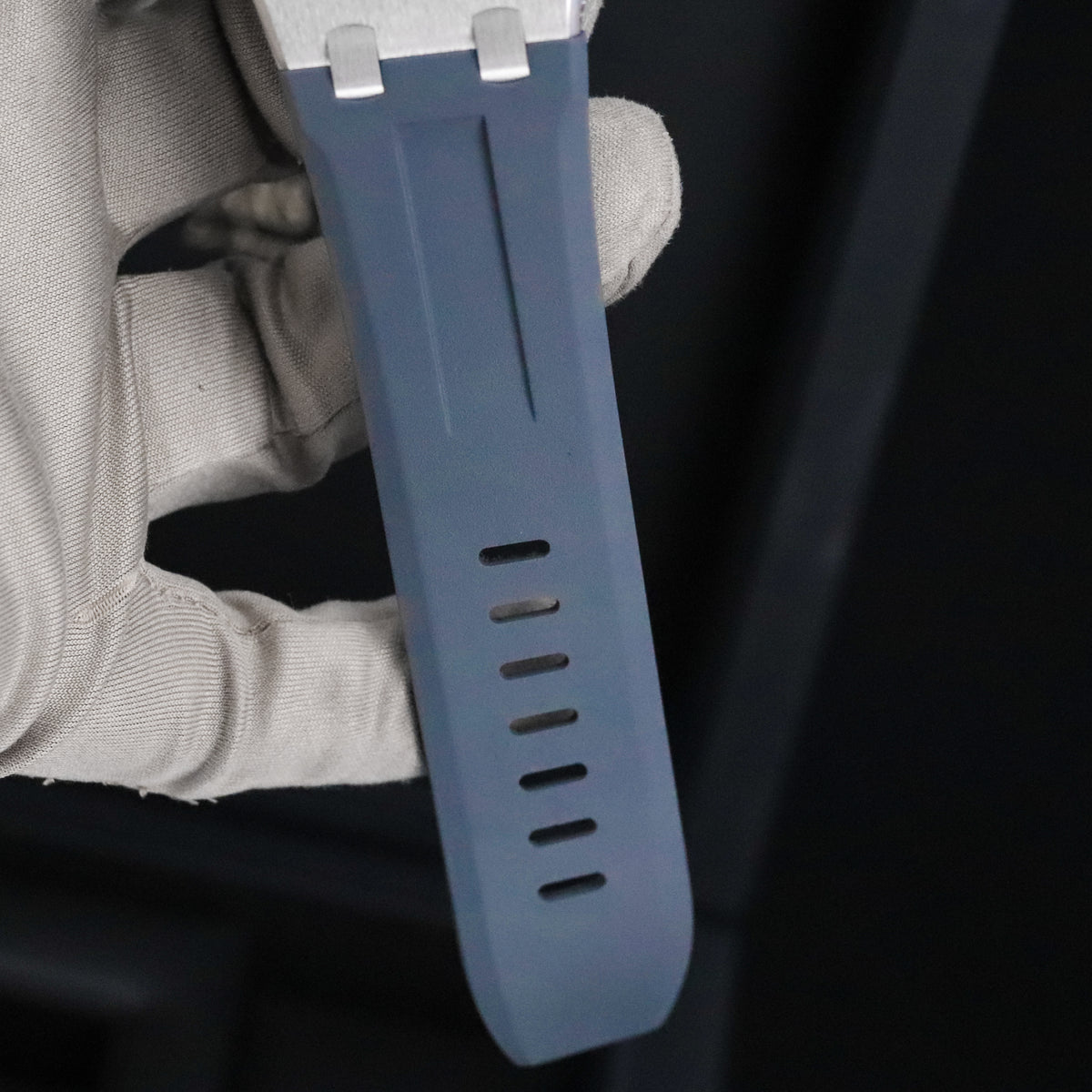 Audemars Piguet Royal Oak Offshore Diver [2022 COMPLETE] 42mm Steel Case Blue Tapisserie Dial Silver Steel Bezel Blue Strap 15720ST