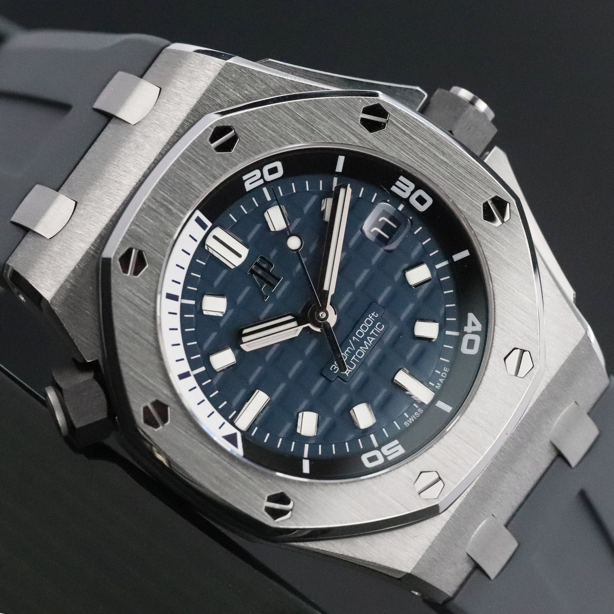 Audemars Piguet Royal Oak Offshore Diver [2022 COMPLETE] 42mm Steel Case Blue Tapisserie Dial Silver Steel Bezel Blue Strap 15720ST