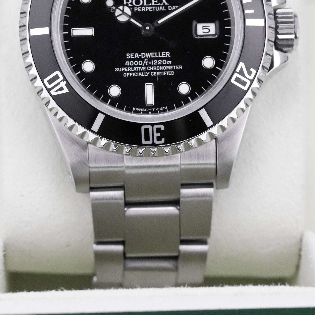 Rolex Sea Dweller [COMPLETE RSC Serviced 2022] 40mm Steel Case Black Dial Black Steel Bezel Oyster Bracelet 16600