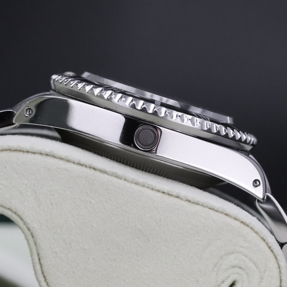 Rolex Sea Dweller [COMPLETE RSC Serviced 2022] 40mm Steel Case Black Dial Black Steel Bezel Oyster Bracelet 16600