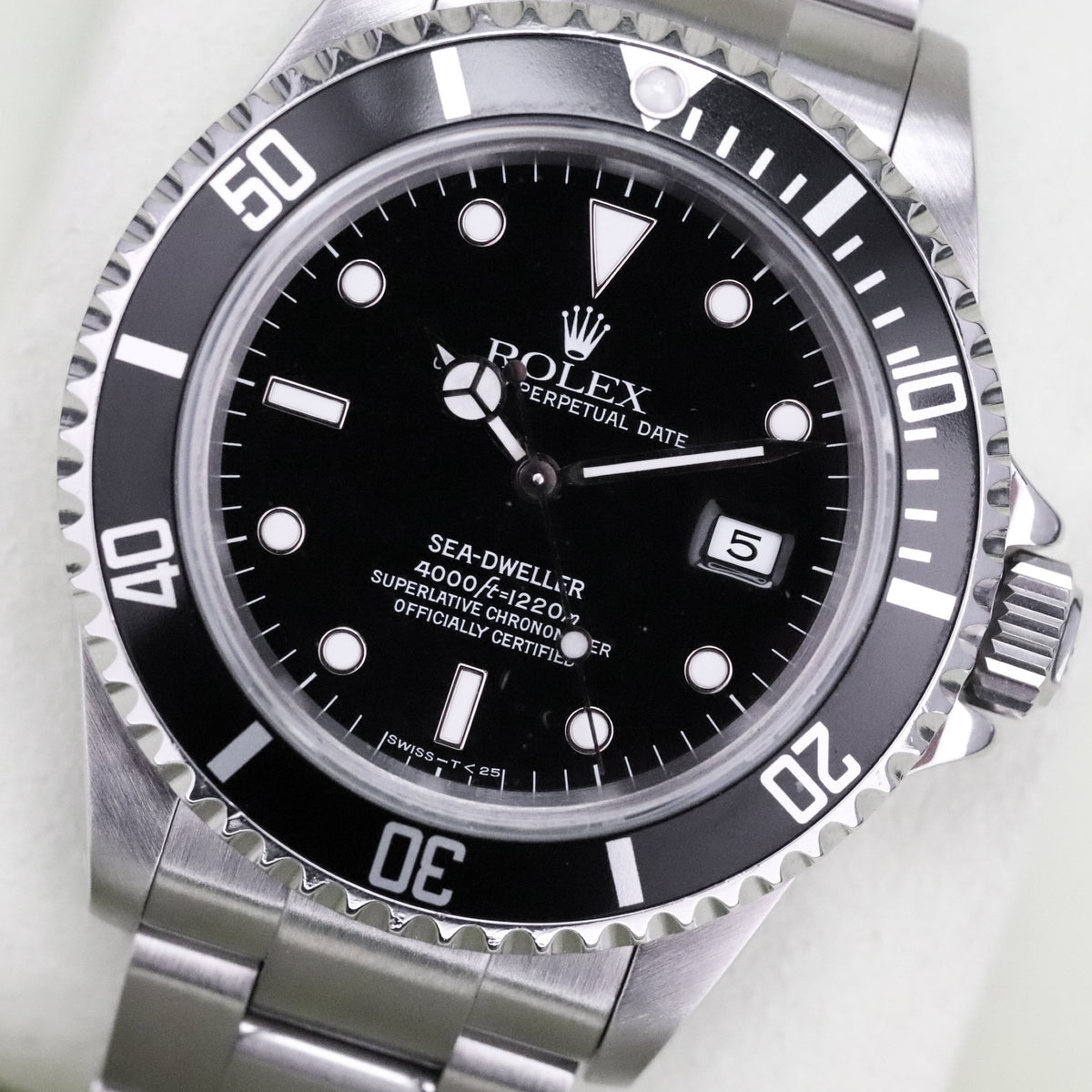 Rolex Sea Dweller [COMPLETE RSC Serviced 2022] 40mm Steel Case Black Dial Black Steel Bezel Oyster Bracelet 16600