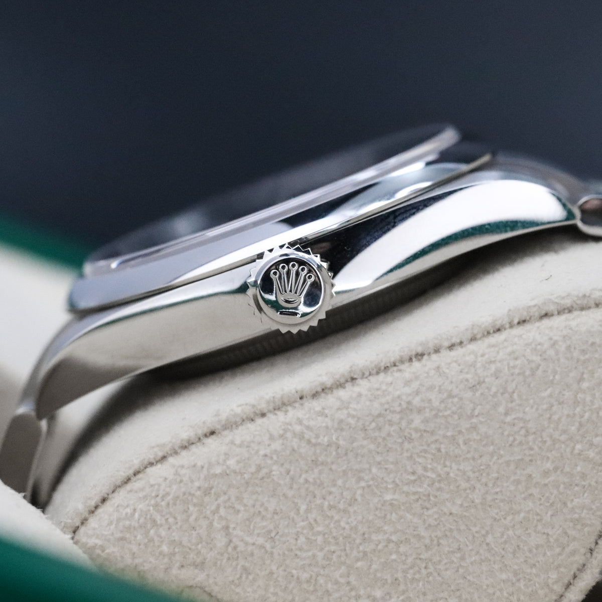 Rolex Oyster Perpetual [2025 COMPLETE] 41mm Steel Case Blue Dial Silver Steel Bezel Oyster Bracelet 134300