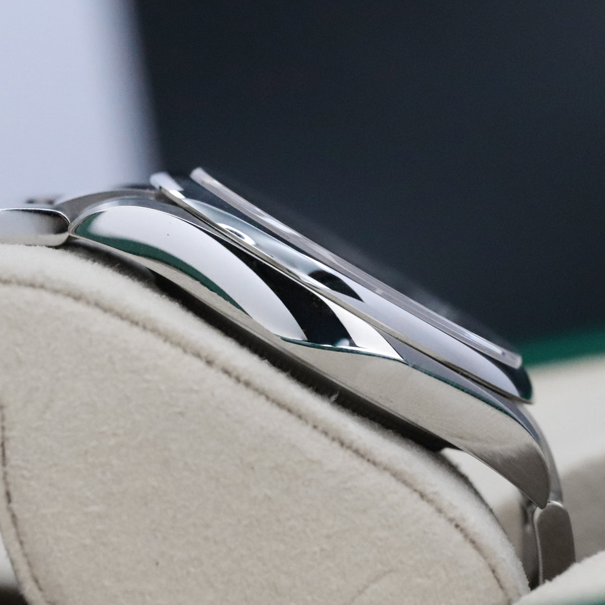 Rolex Oyster Perpetual [2025 COMPLETE] 41mm Steel Case Blue Dial Silver Steel Bezel Oyster Bracelet 134300