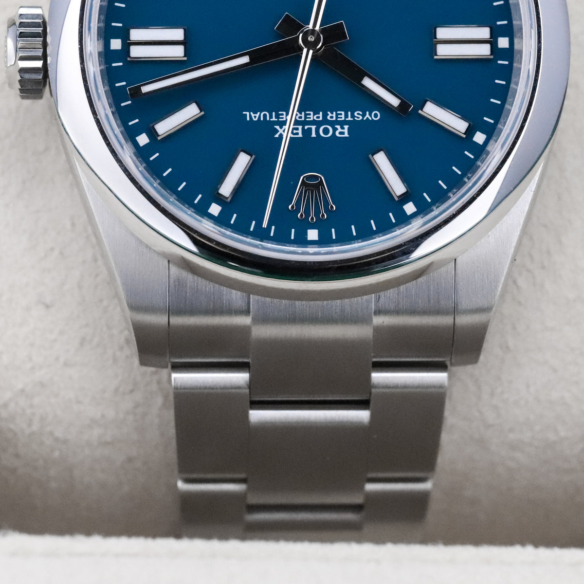 Rolex Oyster Perpetual [2025 COMPLETE] 41mm Steel Case Blue Dial Silver Steel Bezel Oyster Bracelet 134300