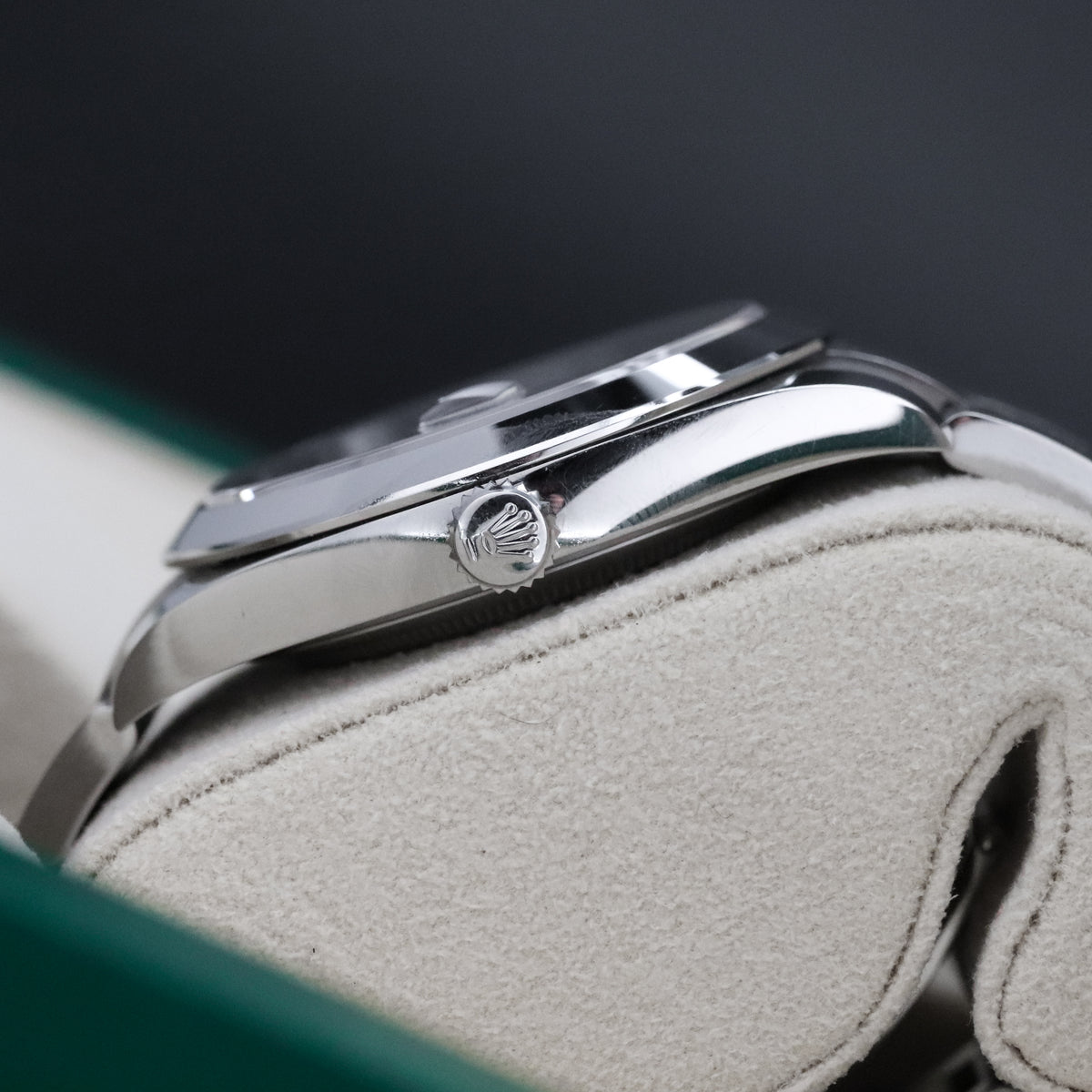 Rolex Datejust [2022 COMPLETE] 41mm Steel Case Black Dial Steel Silver Bezel Oyster Bracelet 126300