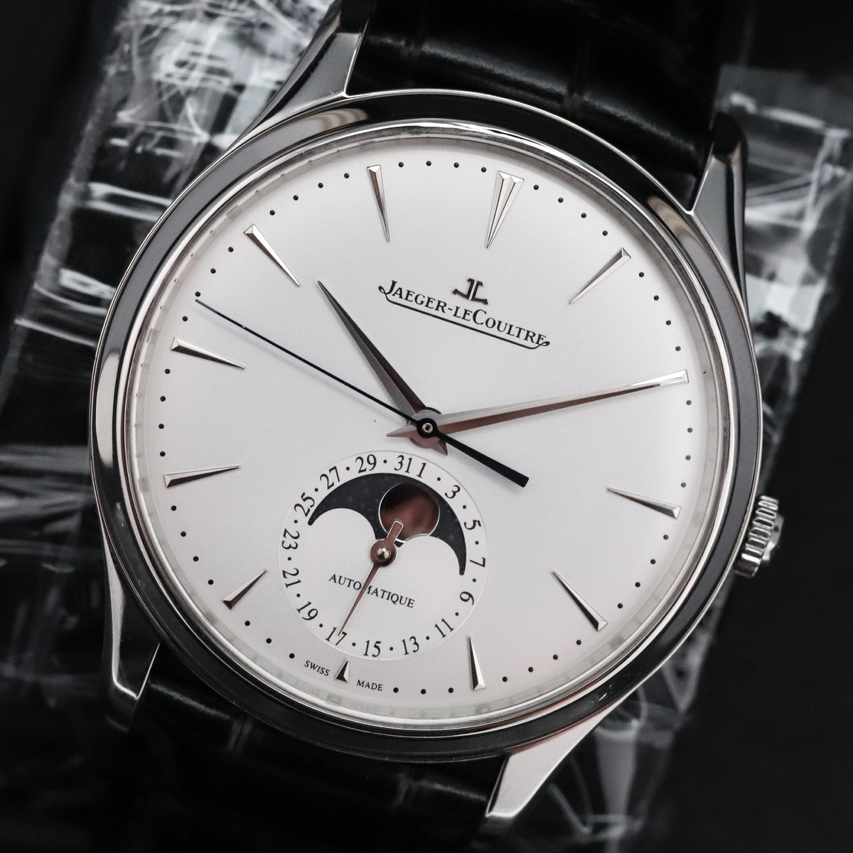 Jaeger-LeCoultre Master Ultra Thin [2021 Complete] 39mm Steel Case White Dial Moonphase Silver Steel Bezel Leather Strap Q1368430
