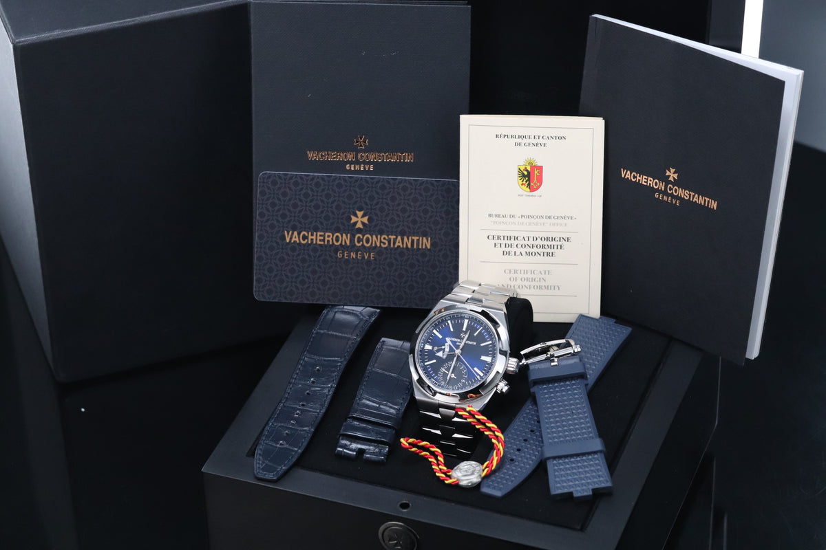Vacheron Constantin Overseas 2021 Complete 41mm Stainless Steel Blue Dial Stainless Steel Bezel Stainless Steel Bracelet 7900V
