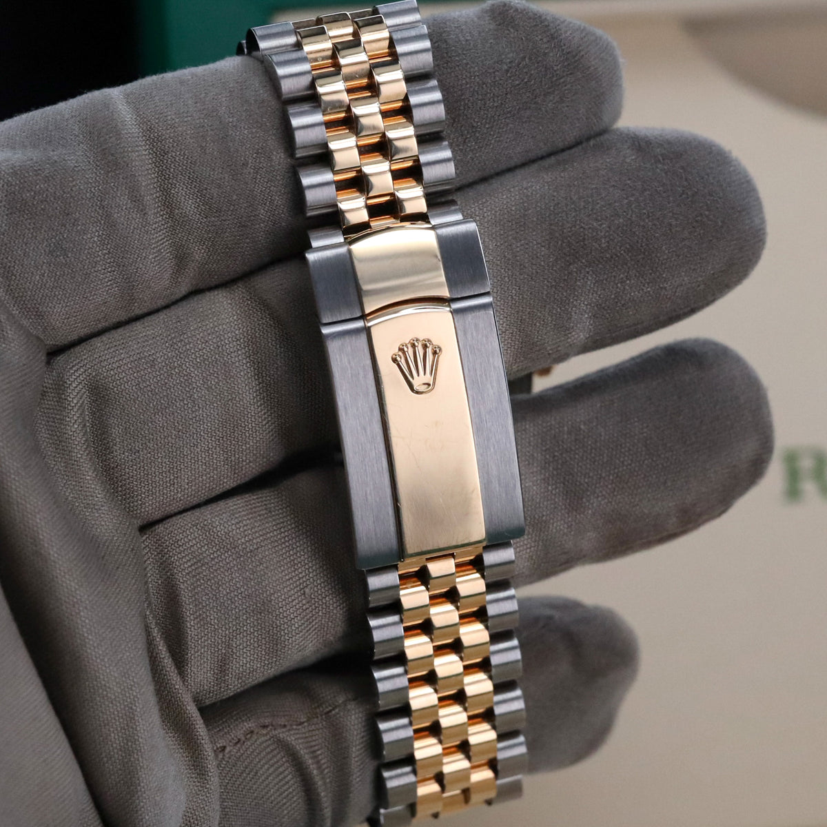 Rolex Datejust 41 [Complete Set Mint] Two Tone Yellow Gold White Dial Fluted Jubilee 126333