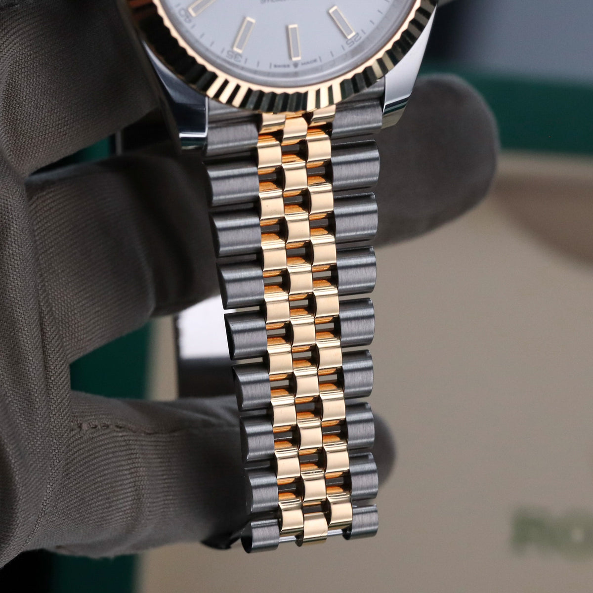 Rolex Datejust 41 [Complete Set Mint] Two Tone Yellow Gold White Dial Fluted Jubilee 126333