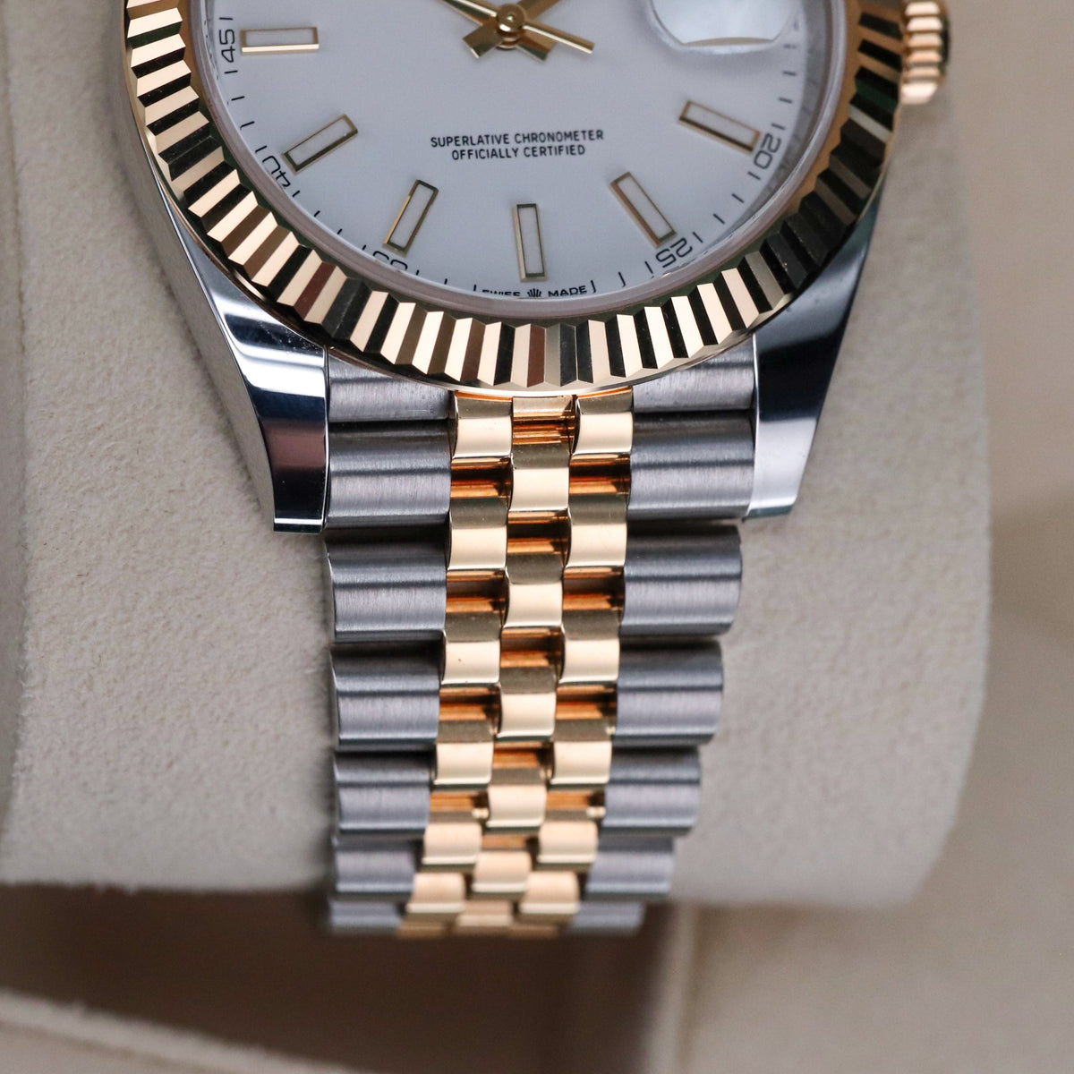 Rolex Datejust 41 [Complete Set Mint] Two Tone Yellow Gold White Dial Fluted Jubilee 126333