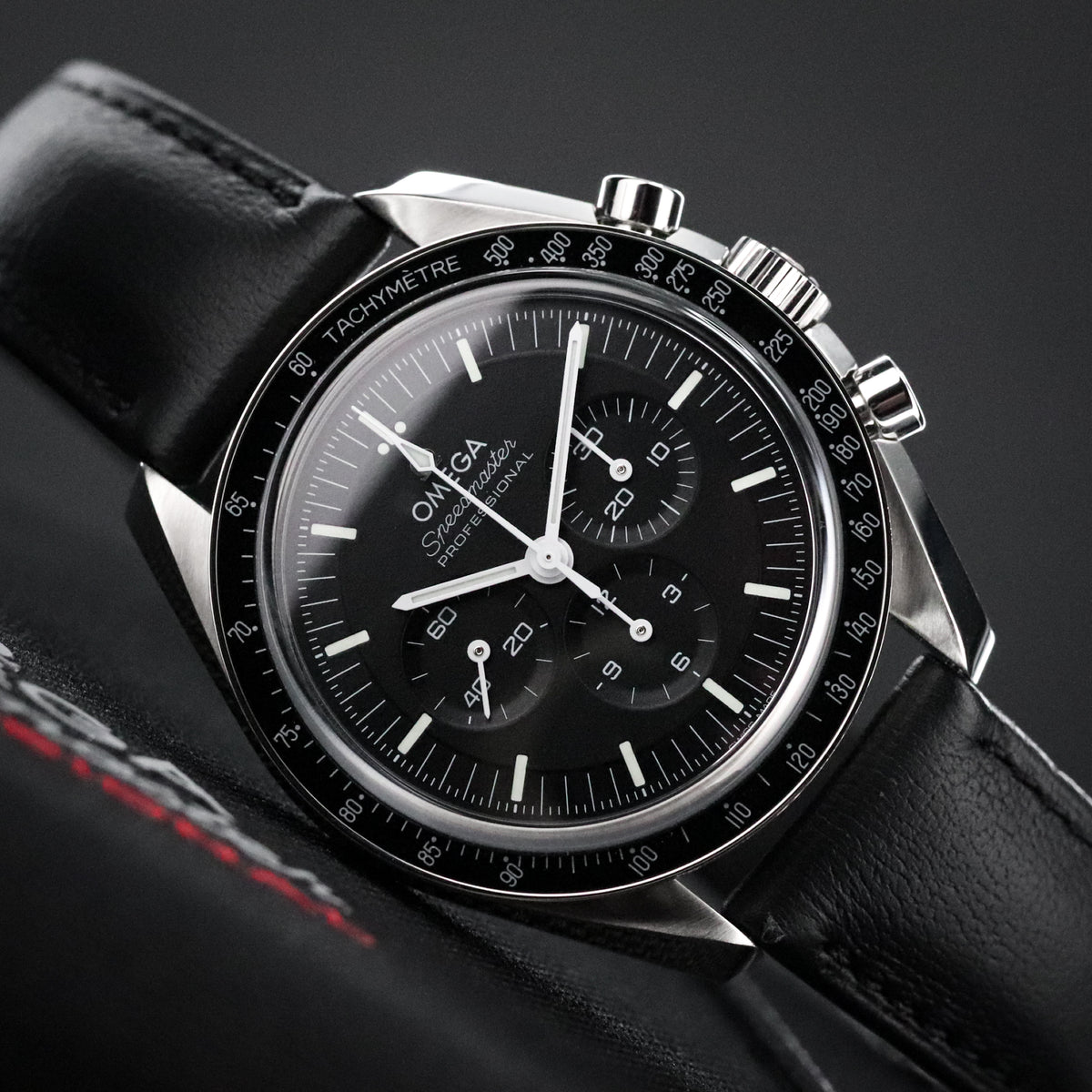 Omega Speedmaster Moonwatch [2024 Complete Set] 42mm Steel Chronograph Pro 310.32.42.50.01.002