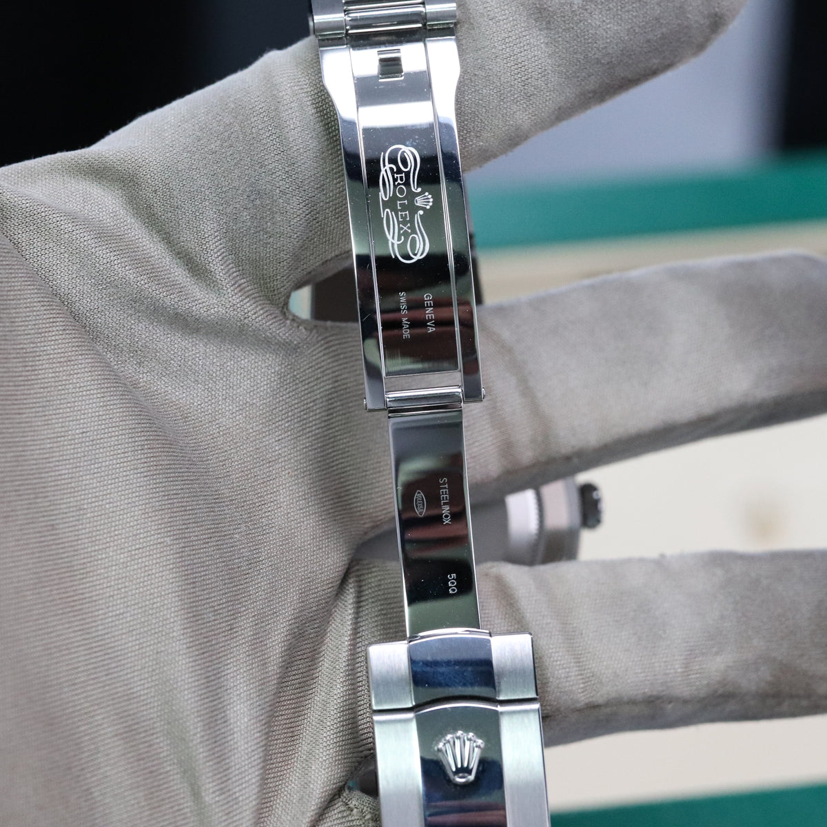 Rolex Datejust 41 [COMPLETE MINT] Mint Green Dial Fluted Bezel Oyster Bracelet White Gold 126334