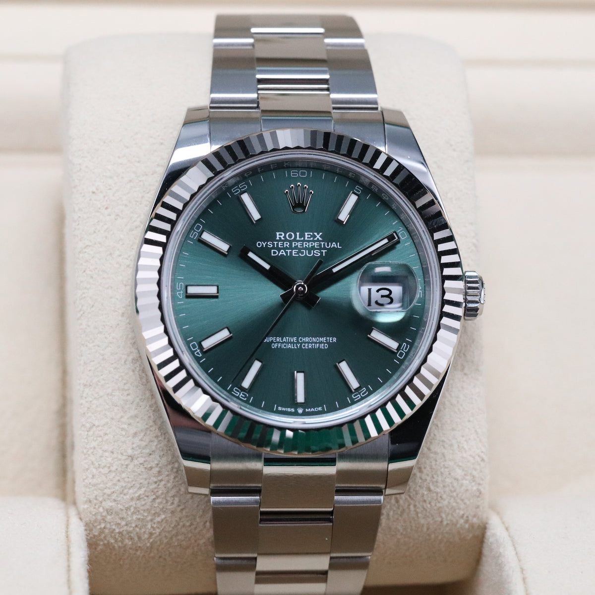 Rolex Datejust 41 [COMPLETE MINT] Mint Green Dial Fluted Bezel Oyster Bracelet White Gold 126334