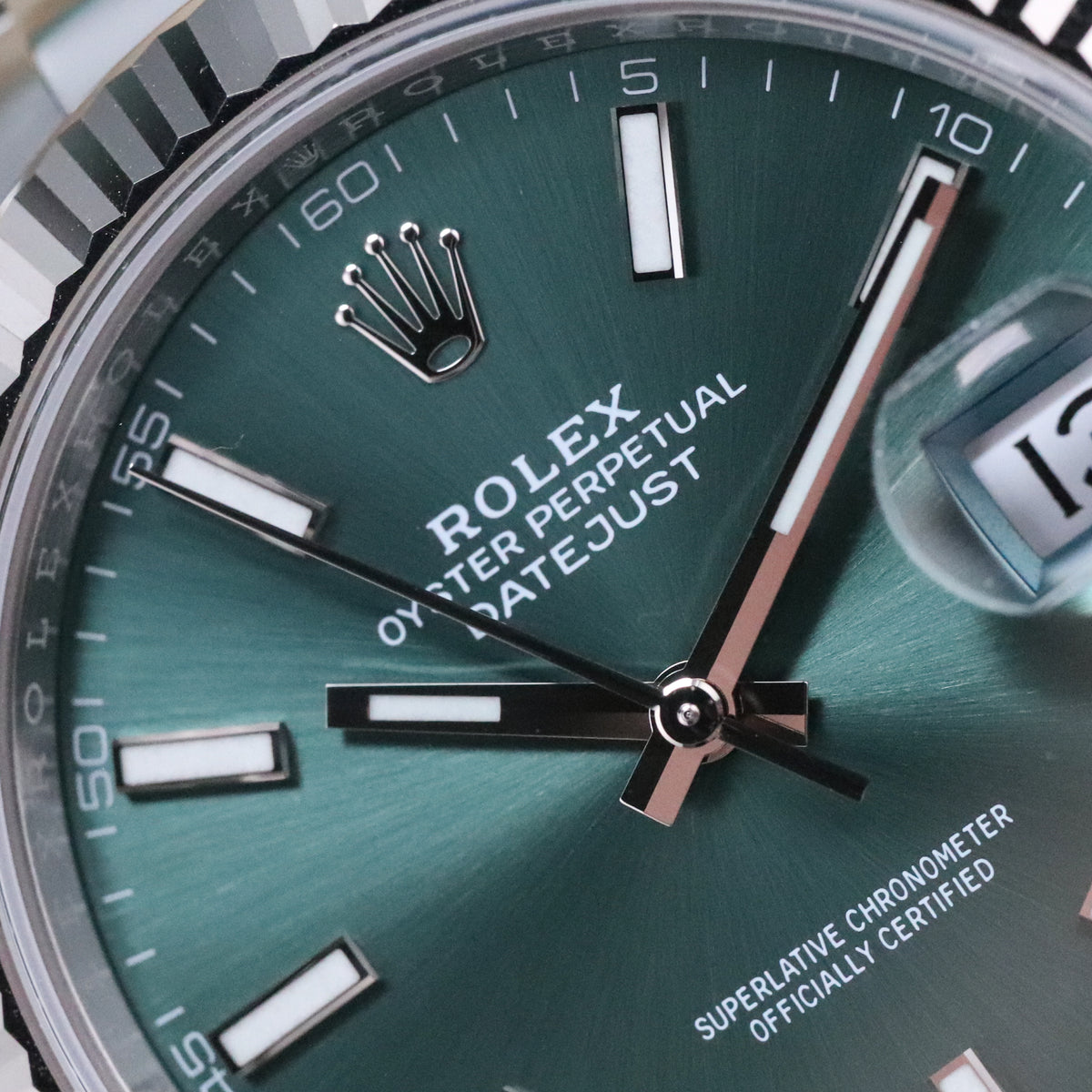 Rolex Datejust 41 [COMPLETE MINT] Mint Green Dial Fluted Bezel Oyster Bracelet White Gold 126334