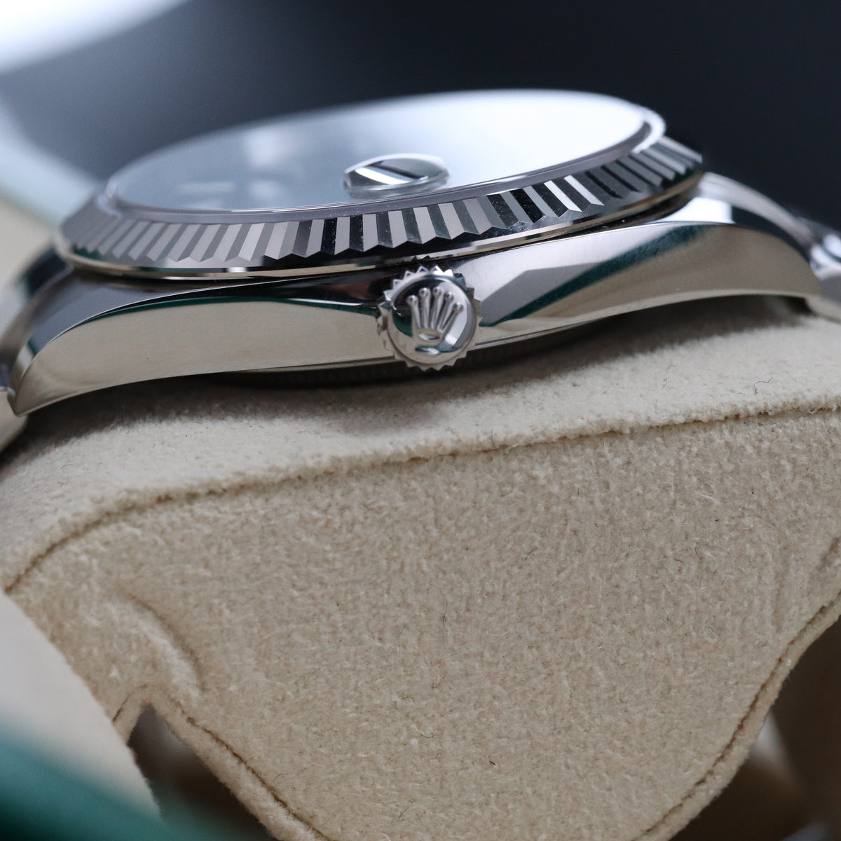 Rolex Datejust 41 [COMPLETE MINT] Mint Green Dial Fluted Bezel Oyster Bracelet White Gold 126334