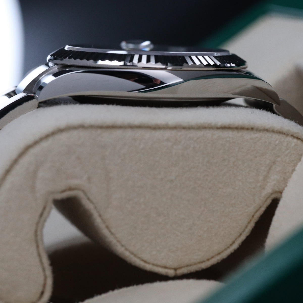 Rolex Datejust 41 [COMPLETE MINT] Mint Green Dial Fluted Bezel Oyster Bracelet White Gold 126334