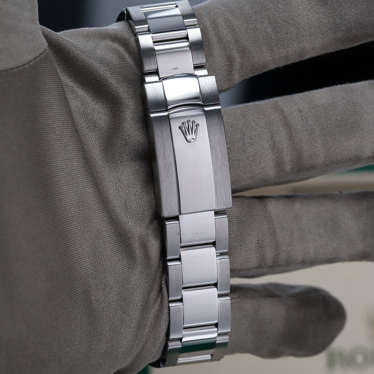 Rolex Datejust 41 [COMPLETE MINT] Silver Stick Dial Smooth Bezel Oyster Grey 126300 Automatic