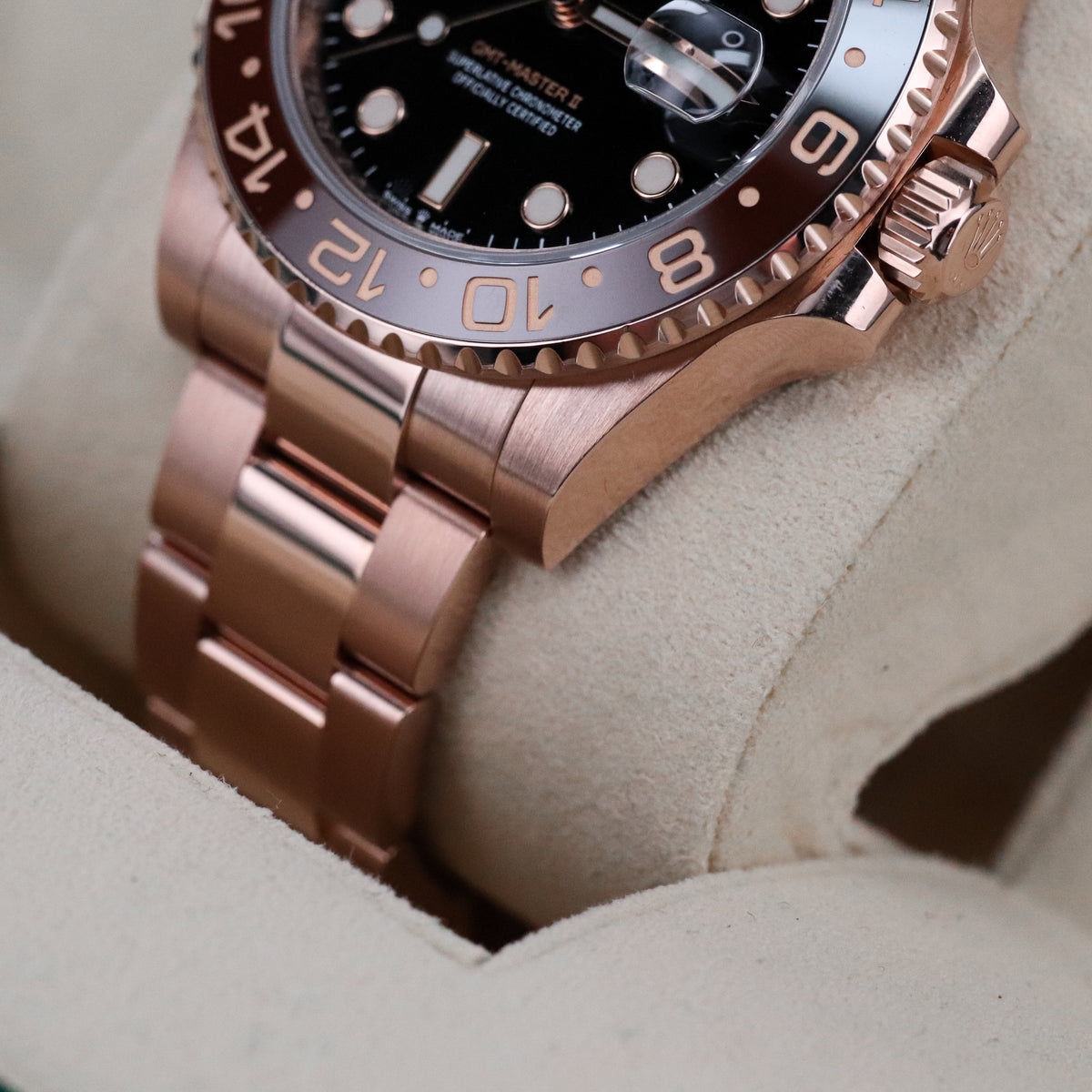 Rolex GMT-Master II [Complete Set Mint] Rootbeer 40mm Rose Gold Brown Black Ceramic Bezel 126715CHNR