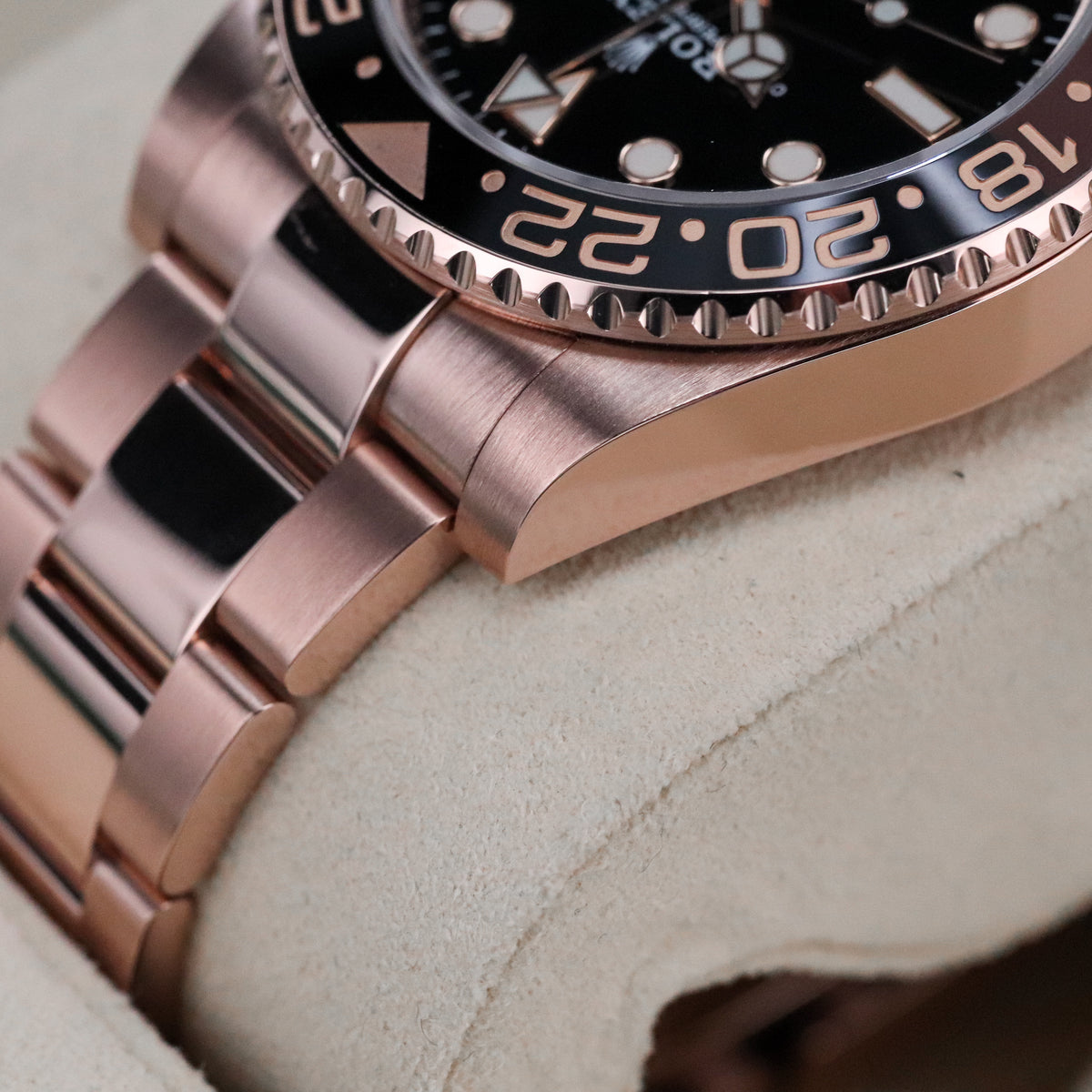 Rolex GMT-Master II [Complete Set Mint] Rootbeer 40mm Rose Gold Brown Black Ceramic Bezel 126715CHNR