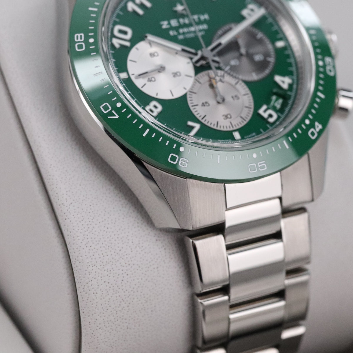 Zenith Chronomaster Sport [2023 Complete] Aaron Rodgers 1/250 Green Dial Bezel Steel 03.3117.3600