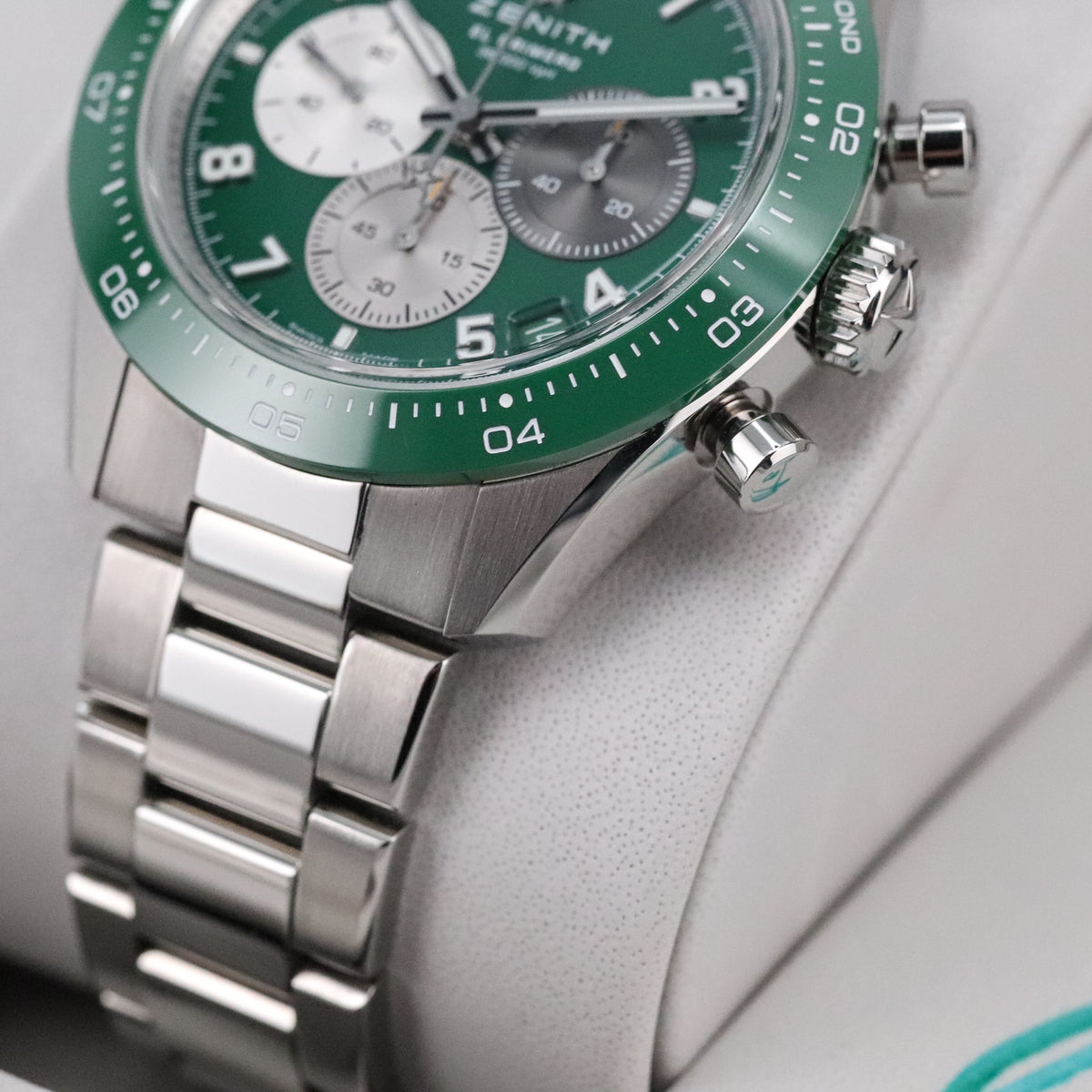 Zenith Chronomaster Sport [2023 Complete] Aaron Rodgers 1/250 Green Dial Bezel Steel 03.3117.3600