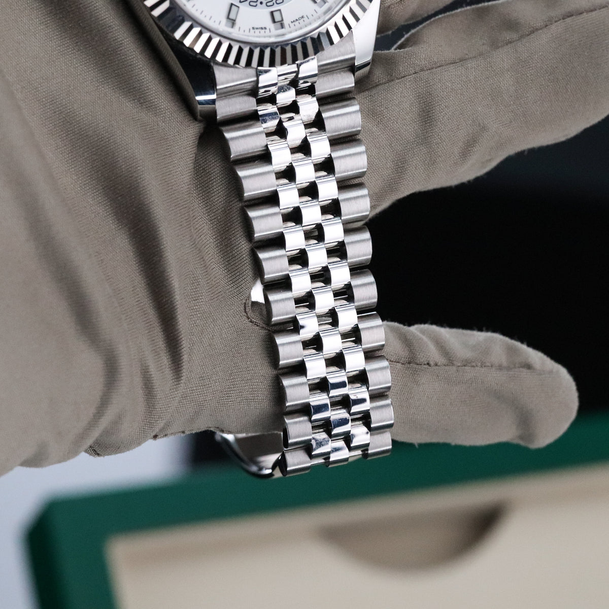 Rolex Sky-Dweller White Dial 42mm Fluted White Gold Bezel Jubilee Steel 326934