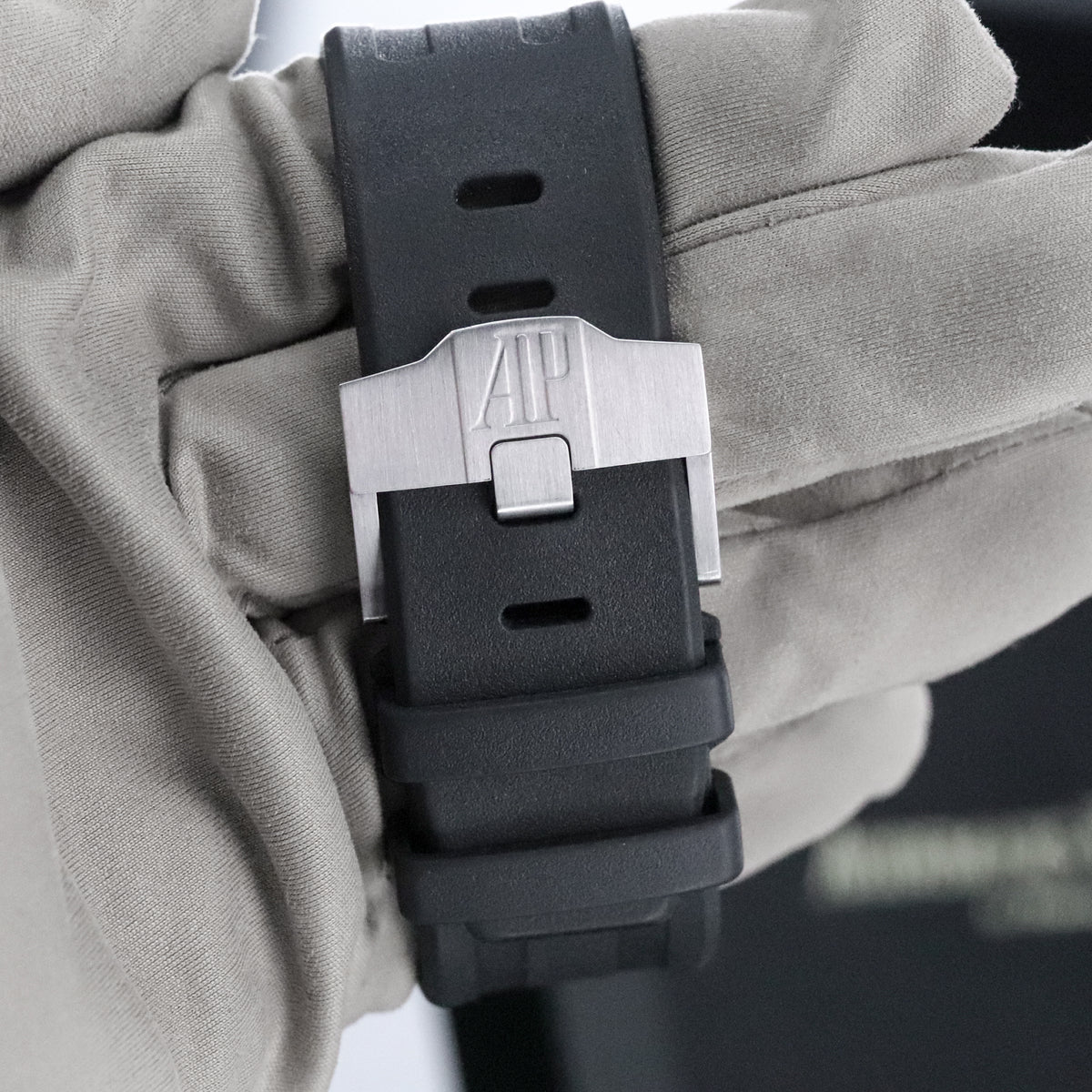 Audemars Piguet Royal Oak Offshore Diver [Complete Set] White Dial Steel 42mm Black Rubber 15710ST