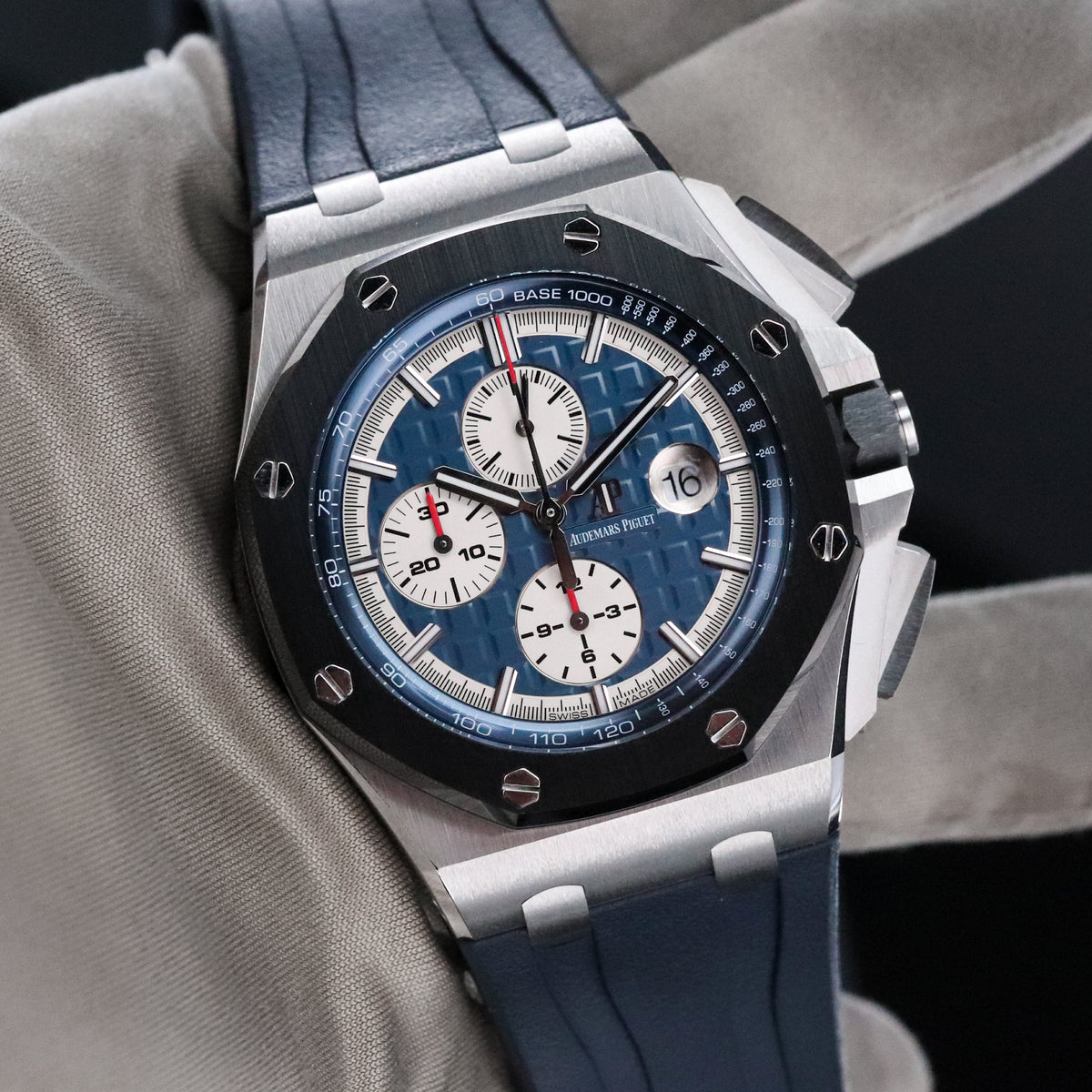 Audemars Piguet Royal Oak Offshore Chronograph [Complete Mint] Chronograph 44mm Platinum Blue Dial Sport 26401PO.00.A018CR.01