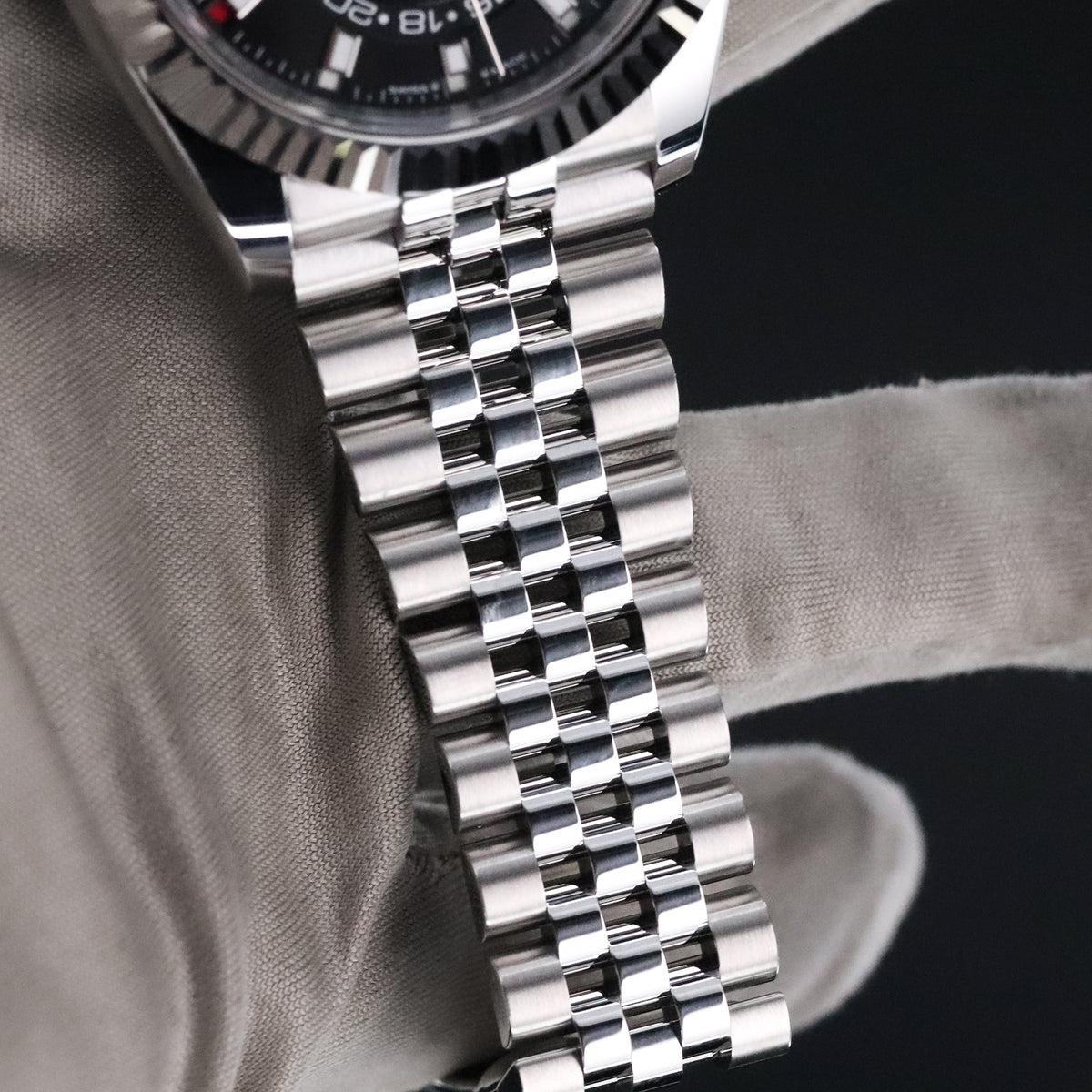 Rolex Sky-Dweller 42mm Black Dial Fluted White Gold Bezel Steel Jubilee Bracelet 336934