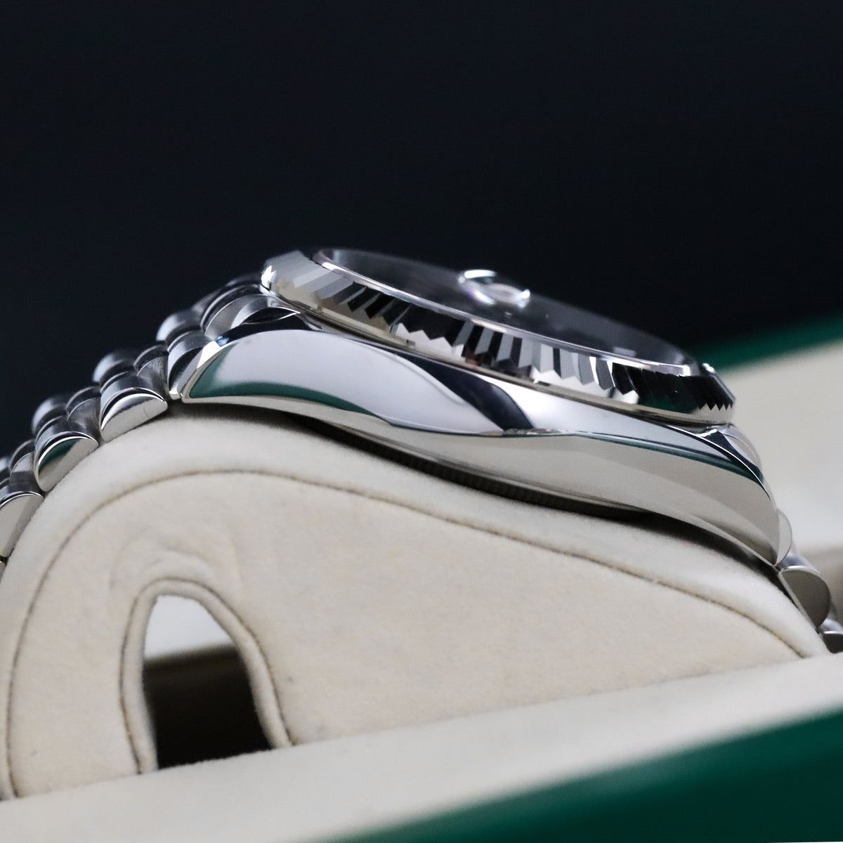 Rolex Sky-Dweller 42mm Black Dial Fluted White Gold Bezel Steel Jubilee Bracelet 336934