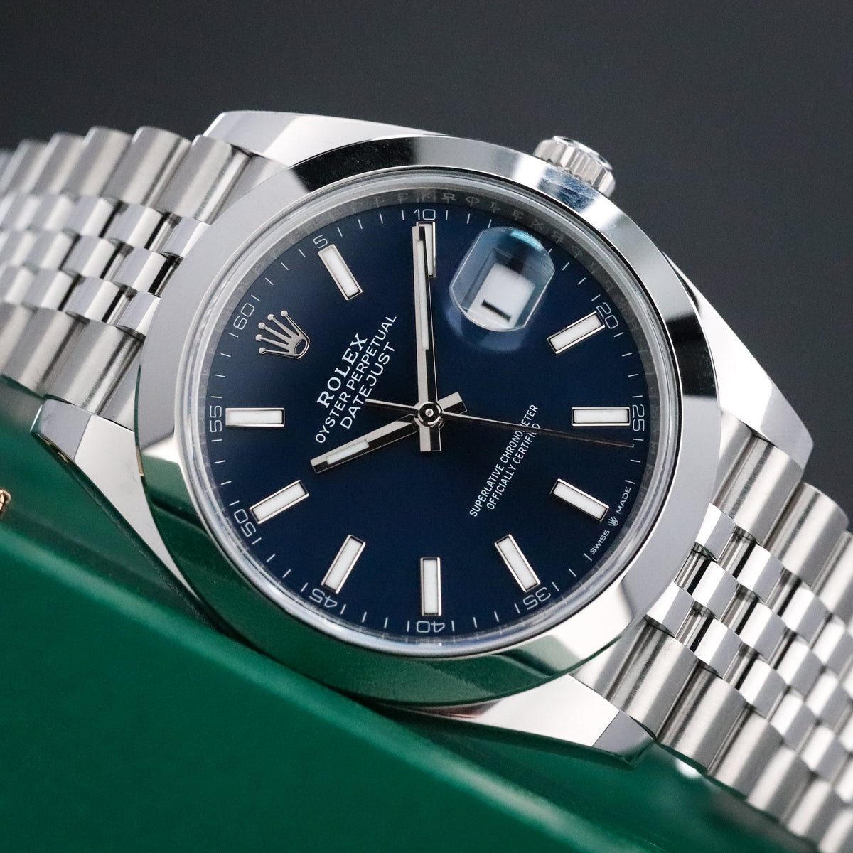Rolex Datejust 41mm Blue Dial Stainless Steel Smooth Bezel Jubilee Bracelet 126300 Complete Set