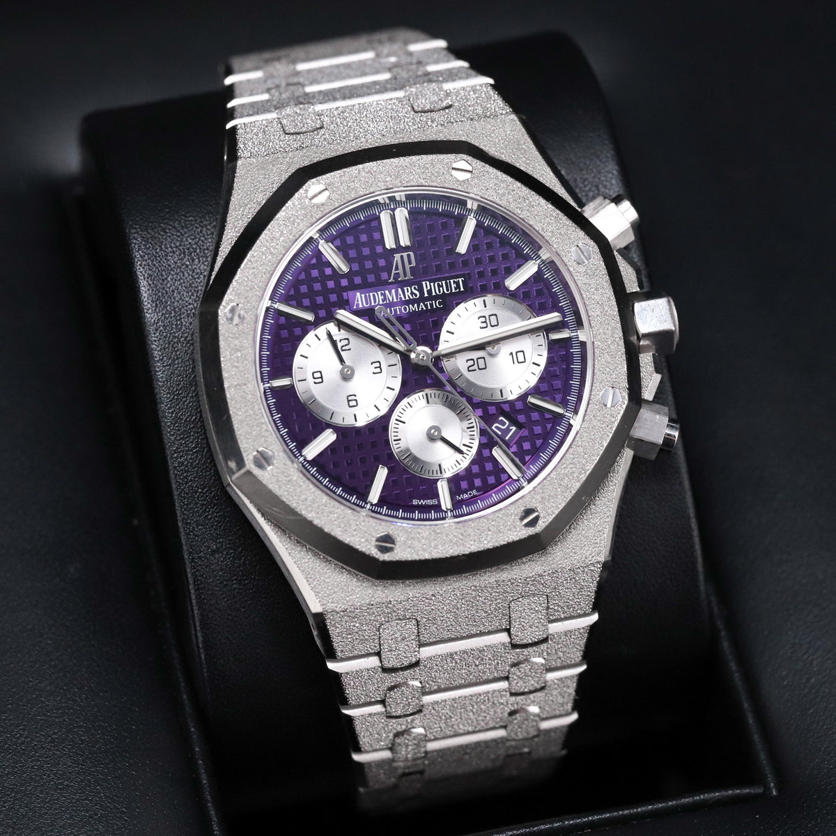 Audemars Piguet Royal Oak Chronograph 41mm Frosted White Gold Purple Dial Limited Edition 200pcs 26331BC.GG.1224BC.01