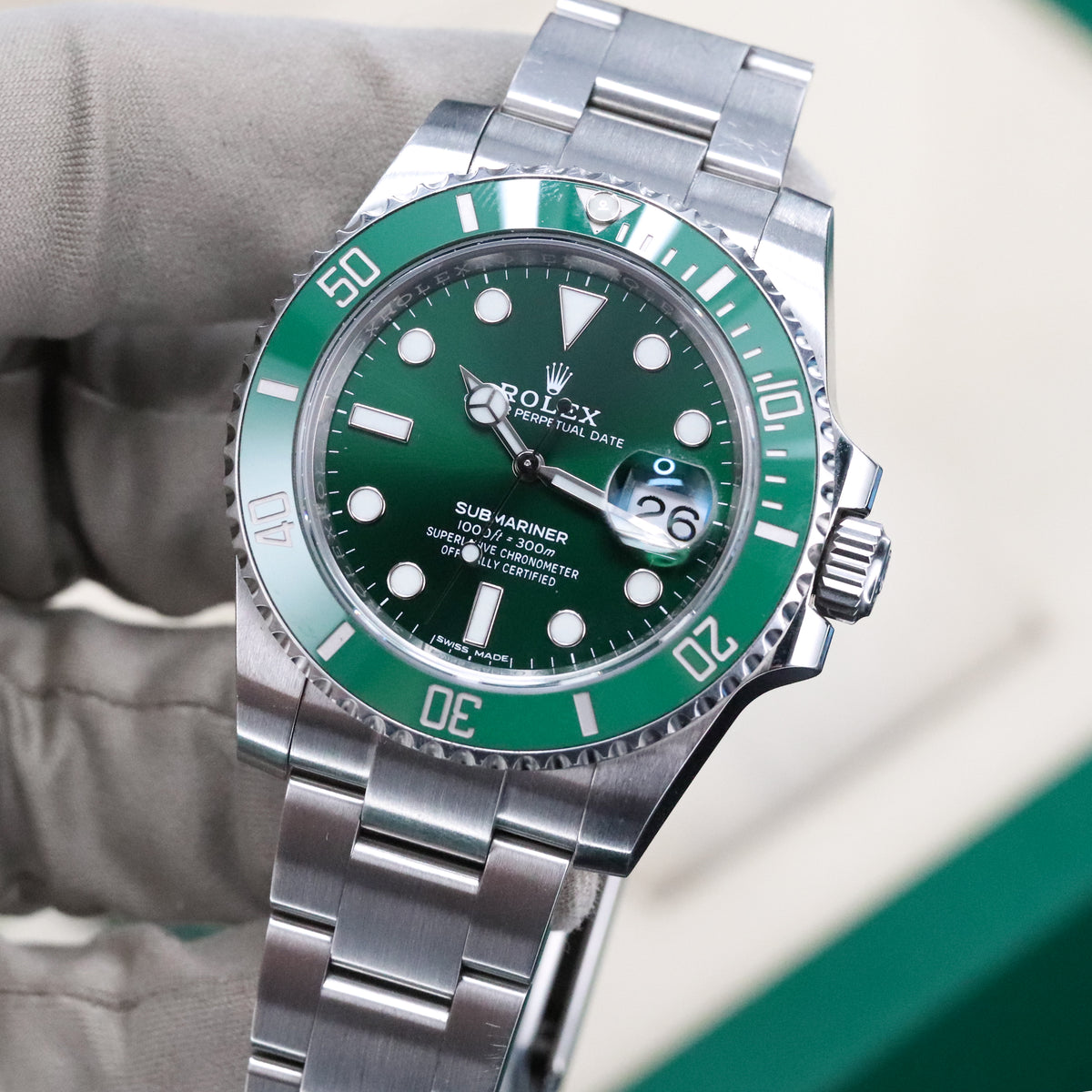 Rolex Submariner Date HULK [RARE 2020 NEW CARD] 40mm Green Dial Bezel Complete Set 116610LV 2020 New Card Complete Set