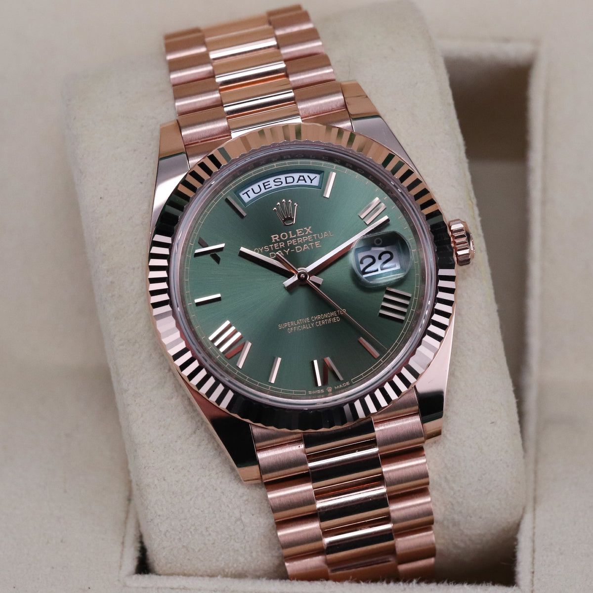 Rolex Day-Date 40 [Complete Set] Olive Dial Roman Green Rose Gold Presidential Fluted 228235