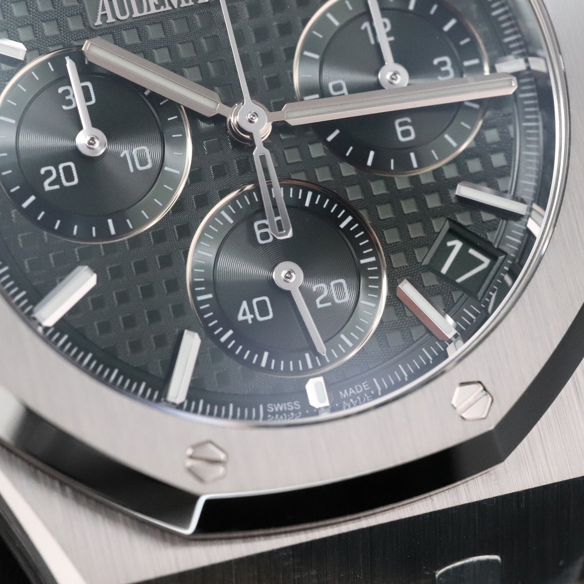 Audemars Piguet Royal Oak Chronograph [2025 New Complete Set] 41mm Green Dial Open Caseback Steel 26240ST 2025 New Complete