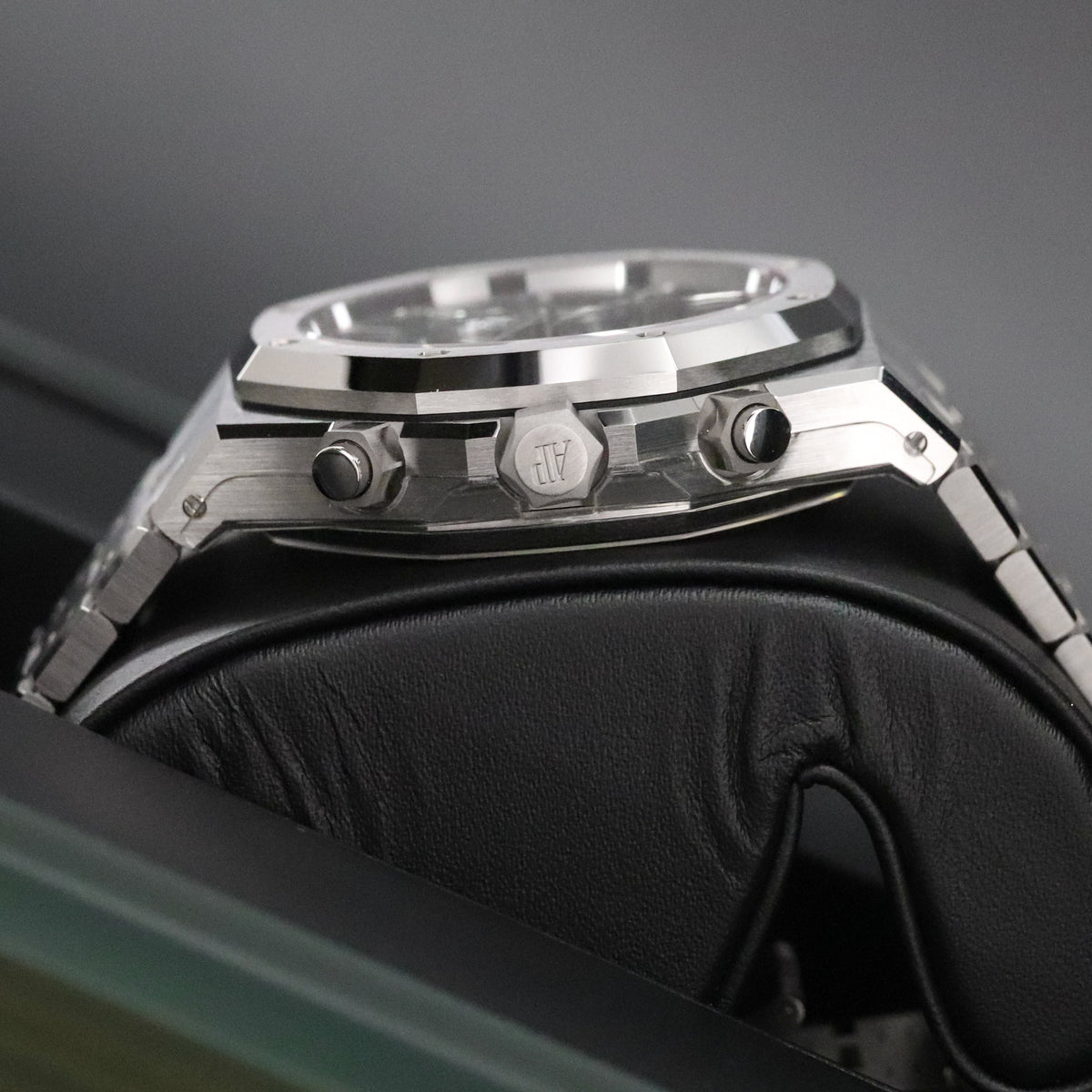 Audemars Piguet Royal Oak Chronograph [2025 New Complete Set] 41mm Green Dial Open Caseback Steel 26240ST 2025 New Complete