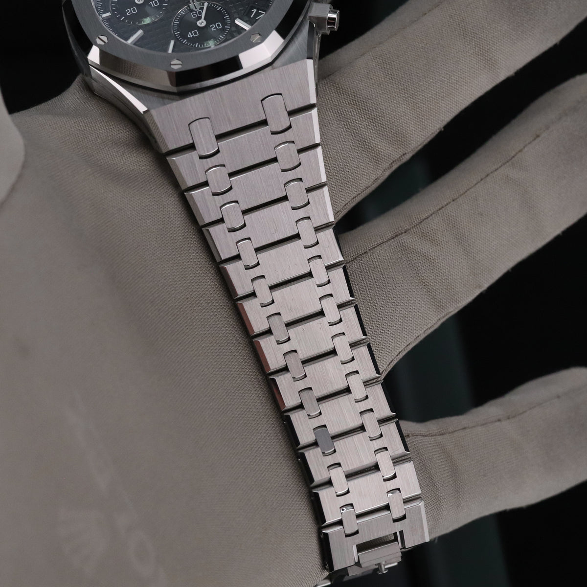 Audemars Piguet Royal Oak Chronograph [2025 New Complete Set] 41mm Green Dial Open Caseback Steel 26240ST 2025 New Complete