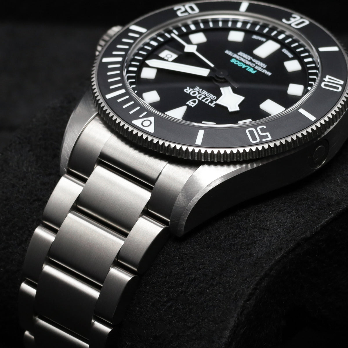 Tudor Pelagos 2025 Complete 43mm Titanium Black Dial Titanium Bezel Titanium Bracelet M2543C1A7NU