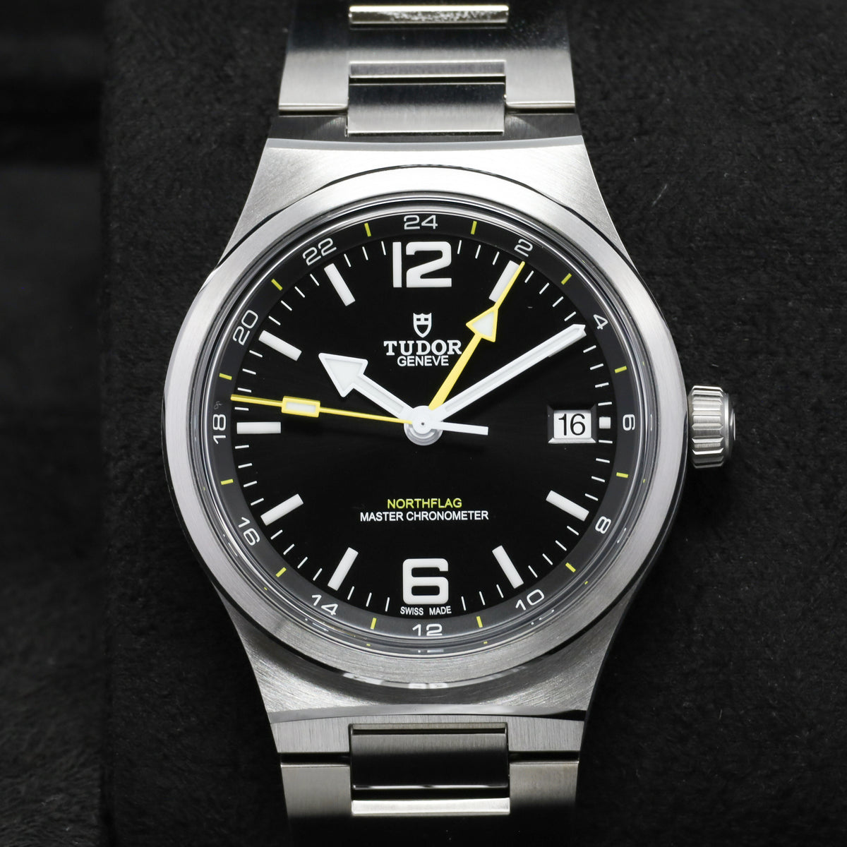 Tudor North Flag 2026 Complete 40mm Stainless Steel Black with Yellow Accents Dial Stainless Steel Fixed Bezel with Satin-Brushed and Polished Finishes Bezel Integrated Stainless Steel Two-Link Bracelet M9140G1A0U