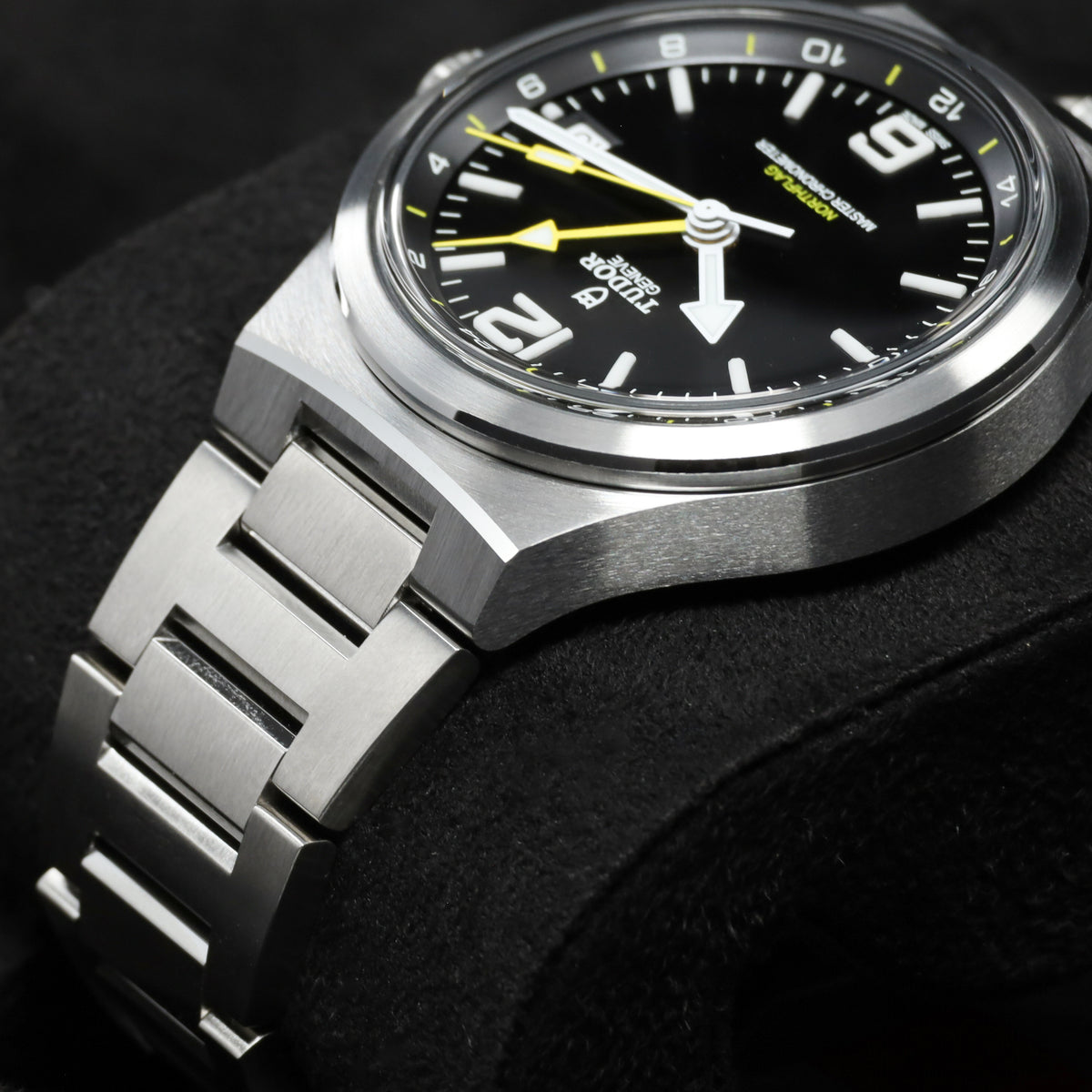 Tudor North Flag 2026 Complete 40mm Stainless Steel Black with Yellow Accents Dial Stainless Steel Fixed Bezel with Satin-Brushed and Polished Finishes Bezel Integrated Stainless Steel Two-Link Bracelet M9140G1A0U