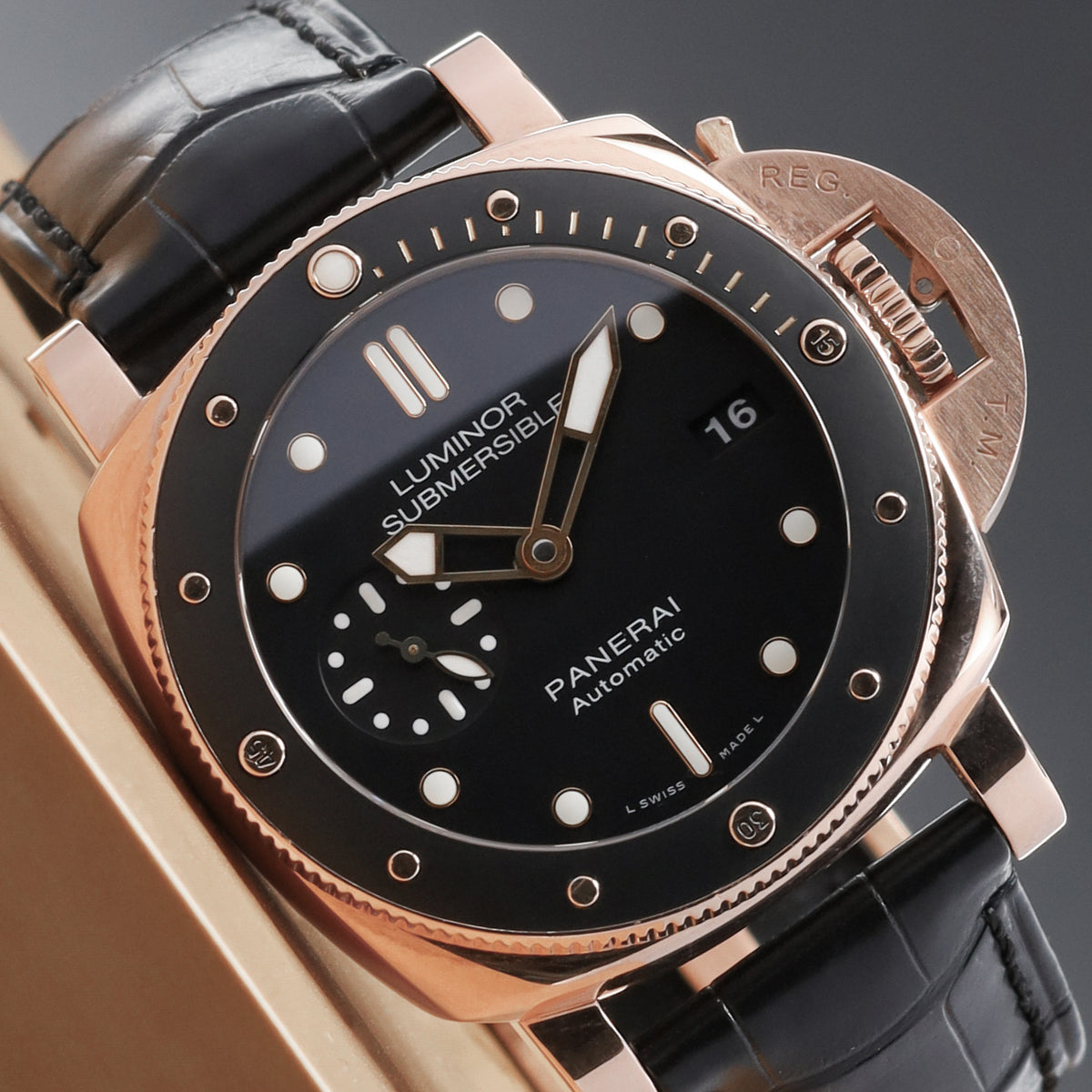 Panerai Luminor Submersible 42mm 18k Rose Gold Black Dial 18k Rose Gold with Black Insert Bezel Black Alligator Leather Strap PAM00684