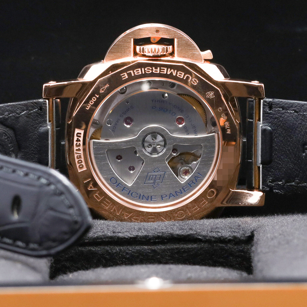 Panerai Luminor Submersible 42mm 18k Rose Gold Black Dial 18k Rose Gold with Black Insert Bezel Black Alligator Leather Strap PAM00684