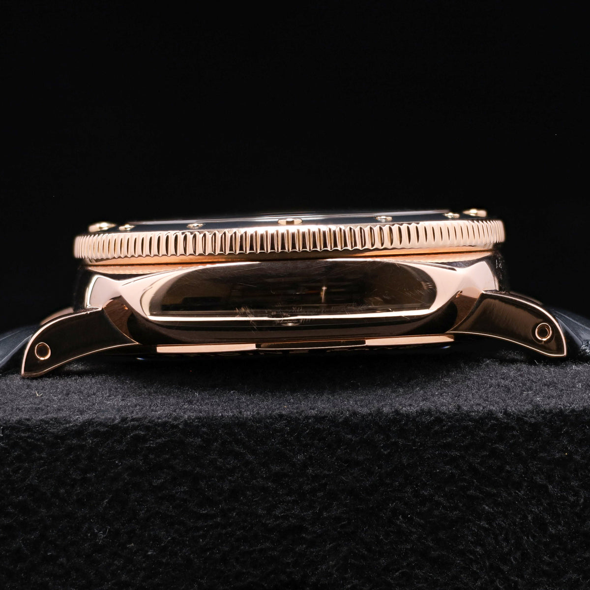 Panerai Luminor Submersible 42mm 18k Rose Gold Black Dial 18k Rose Gold with Black Insert Bezel Black Alligator Leather Strap PAM00684