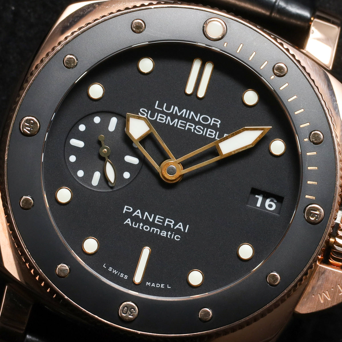 Panerai Luminor Submersible 42mm 18k Rose Gold Black Dial 18k Rose Gold with Black Insert Bezel Black Alligator Leather Strap PAM00684
