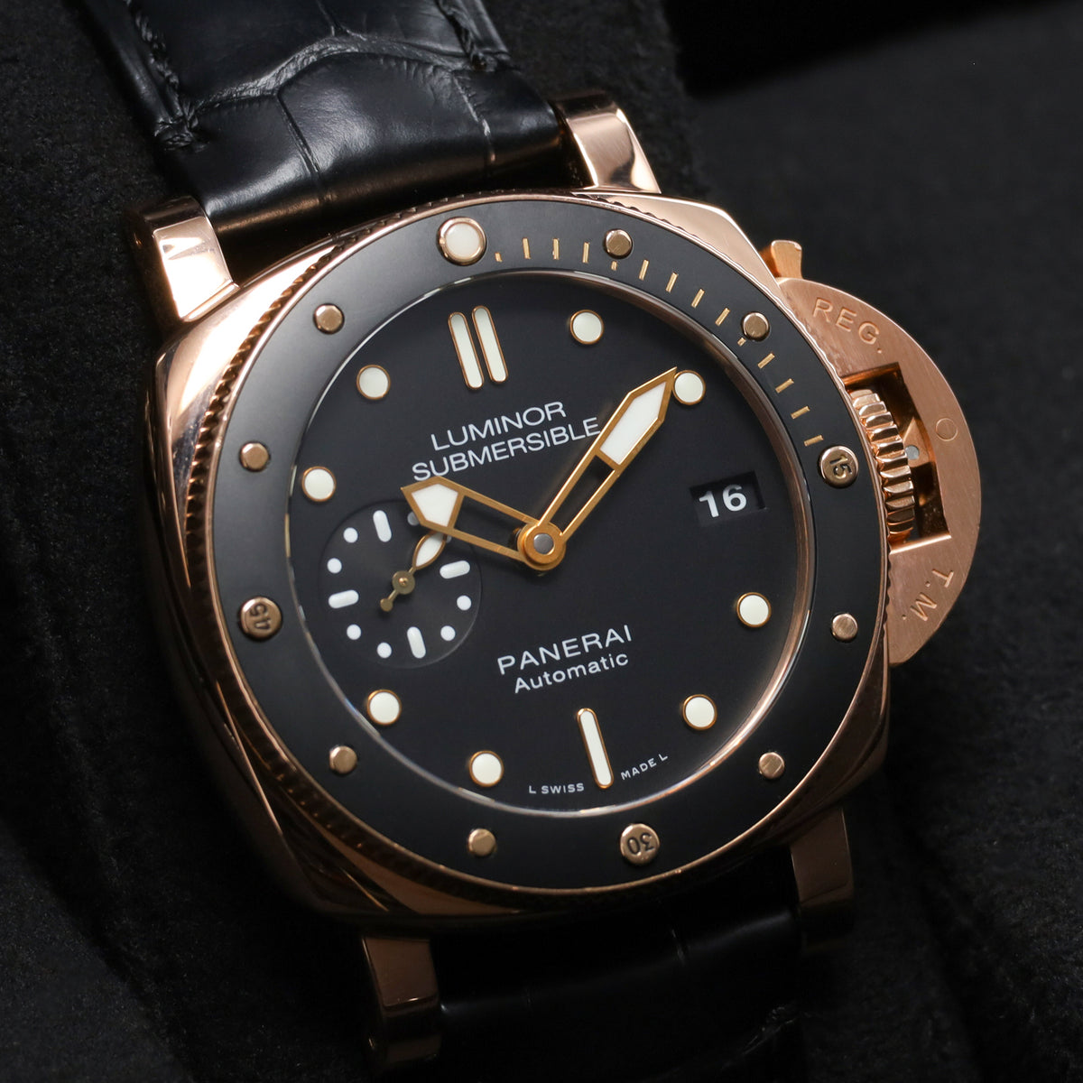 Panerai Luminor Submersible 42mm 18k Rose Gold Black Dial 18k Rose Gold with Black Insert Bezel Black Alligator Leather Strap PAM00684