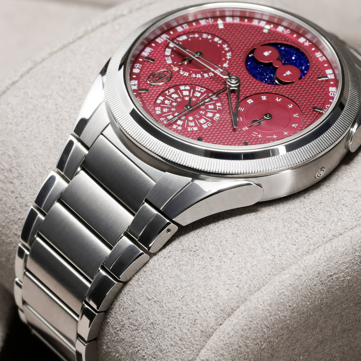 Parmigiani Fleurier Tonda 2025 Complete 42mm  PF Xiali Chinese Calendar Stainless Steel and 950 Platinum Imperial Red 950 Platinum Knurled Bezel Stainless Steel Bracelet with Folding Clasp PFH982-1022401-100182
