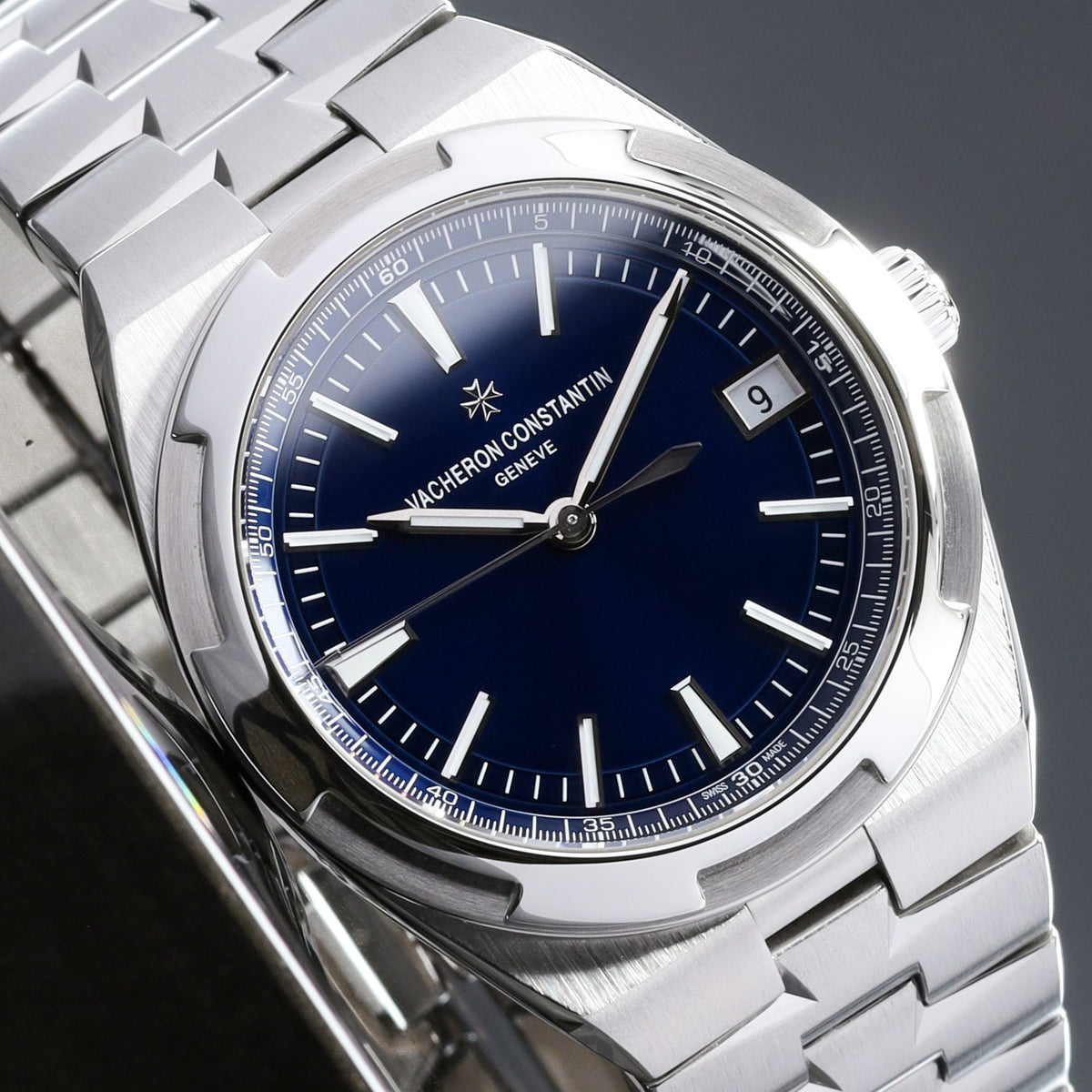 Vacheron Overseas Complete 41mm Stainless Steel Blue Dial Maltese Cross Bezel Overseas Bracelet 4500V