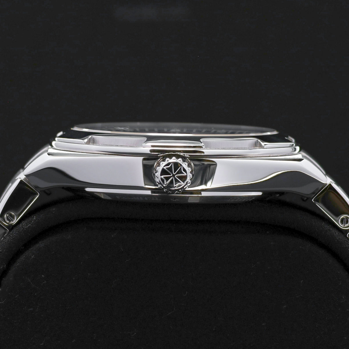 Vacheron Overseas Complete 41mm Stainless Steel Blue Dial Maltese Cross Bezel Overseas Bracelet 4500V